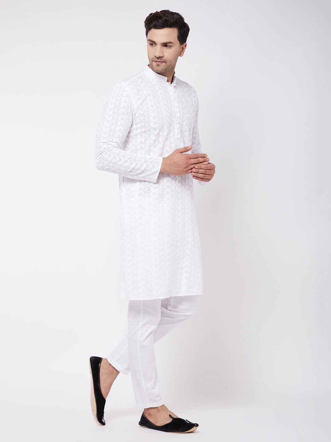 Men's White Pure Cotton Chikankari Kurta With Pant Set
