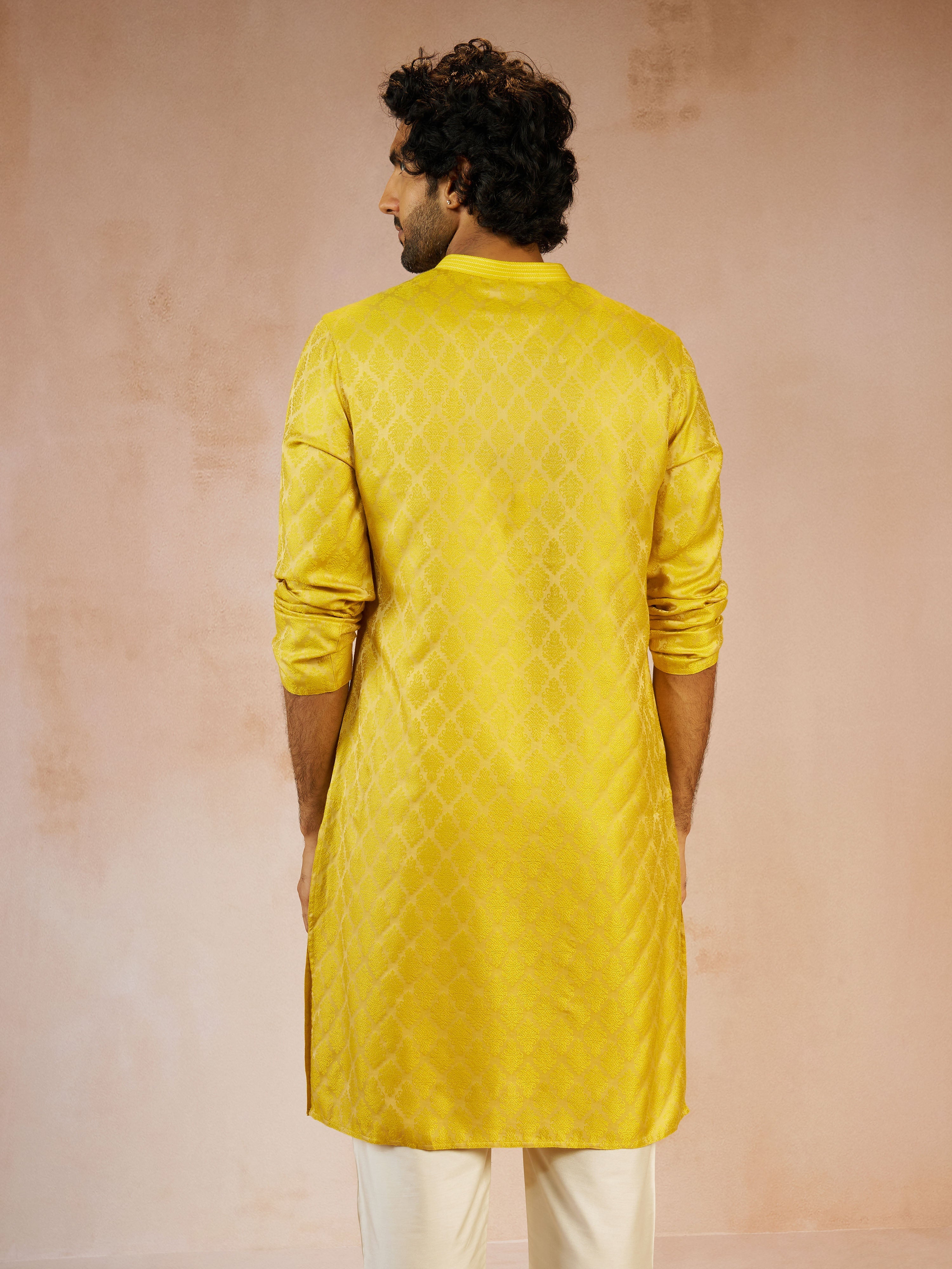 Men's Yellow Jacquard Geometric Thread Embroidered Silk Blend Straight Kurta