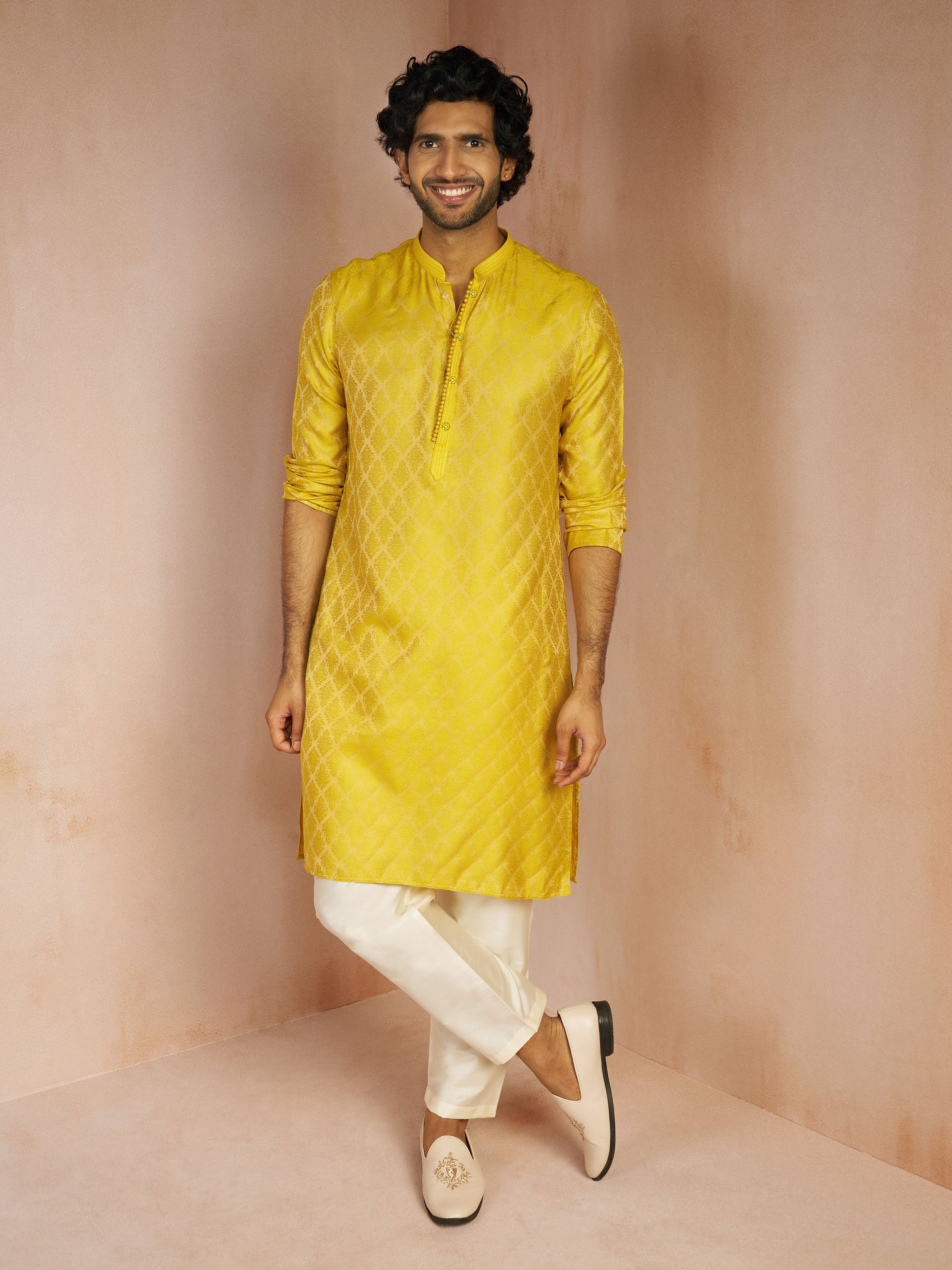 Men's Yellow Jacquard Geometric Thread Embroidered Silk Blend Straight Kurta