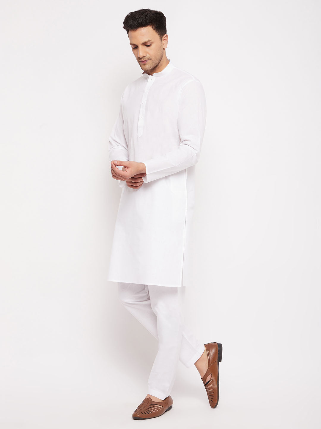 Men's White Kurta And Pajama Set