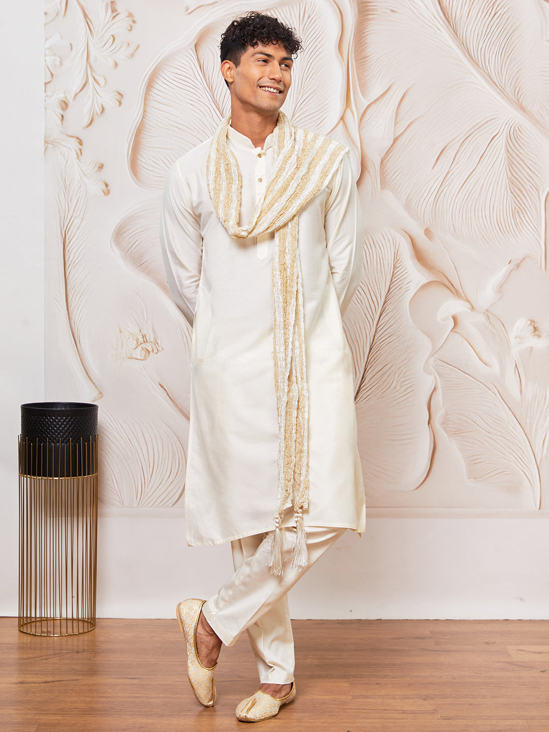 Men's Cream Viscose Kurta Pant And Dupatta Set