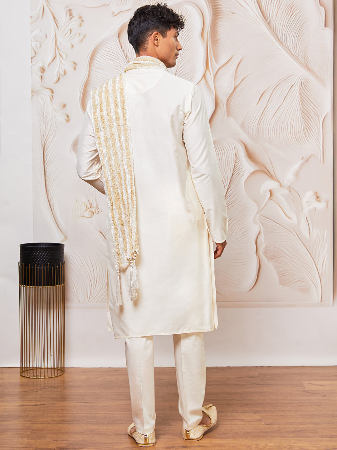 Men's Cream Viscose Kurta Pant And Dupatta Set