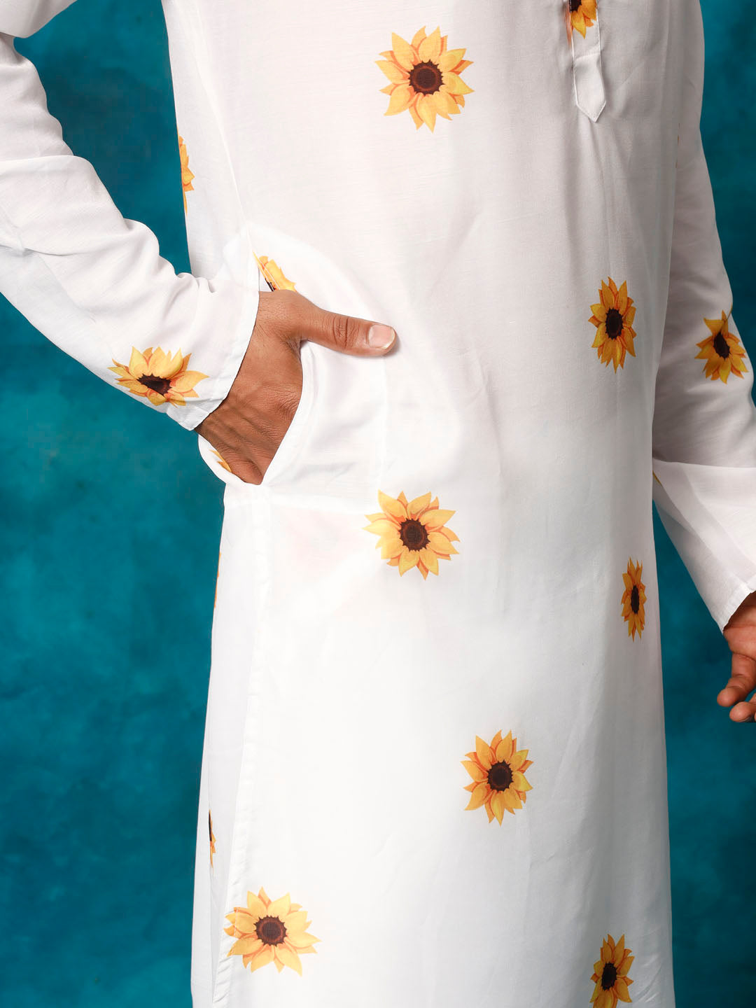 Men's White Cotton Blend Sunflower Print Kurta