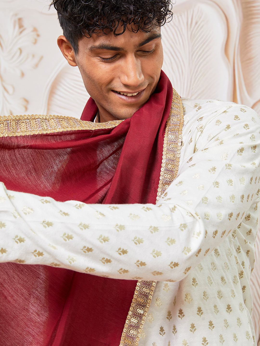 Men's Cream Silk Blend Kurta,Pant And Dupatta Set