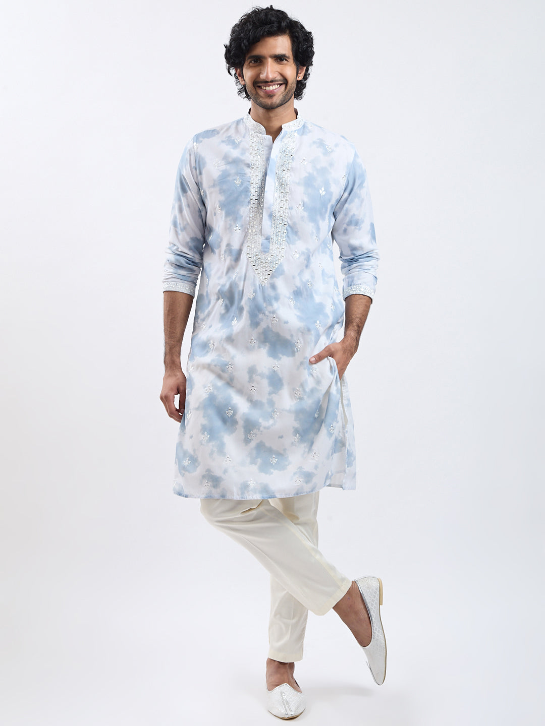 Men's Grey And Cream Cotton Blend Kurta And Pyjama Set