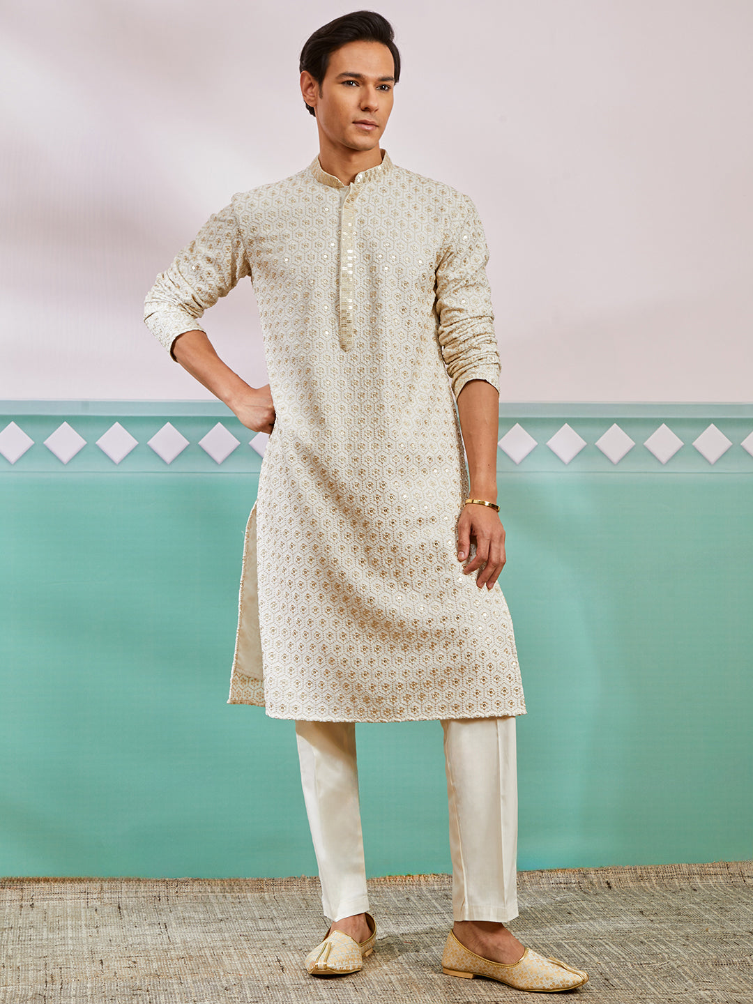 Men's Off White Rayon Kurta And Pyjama Set