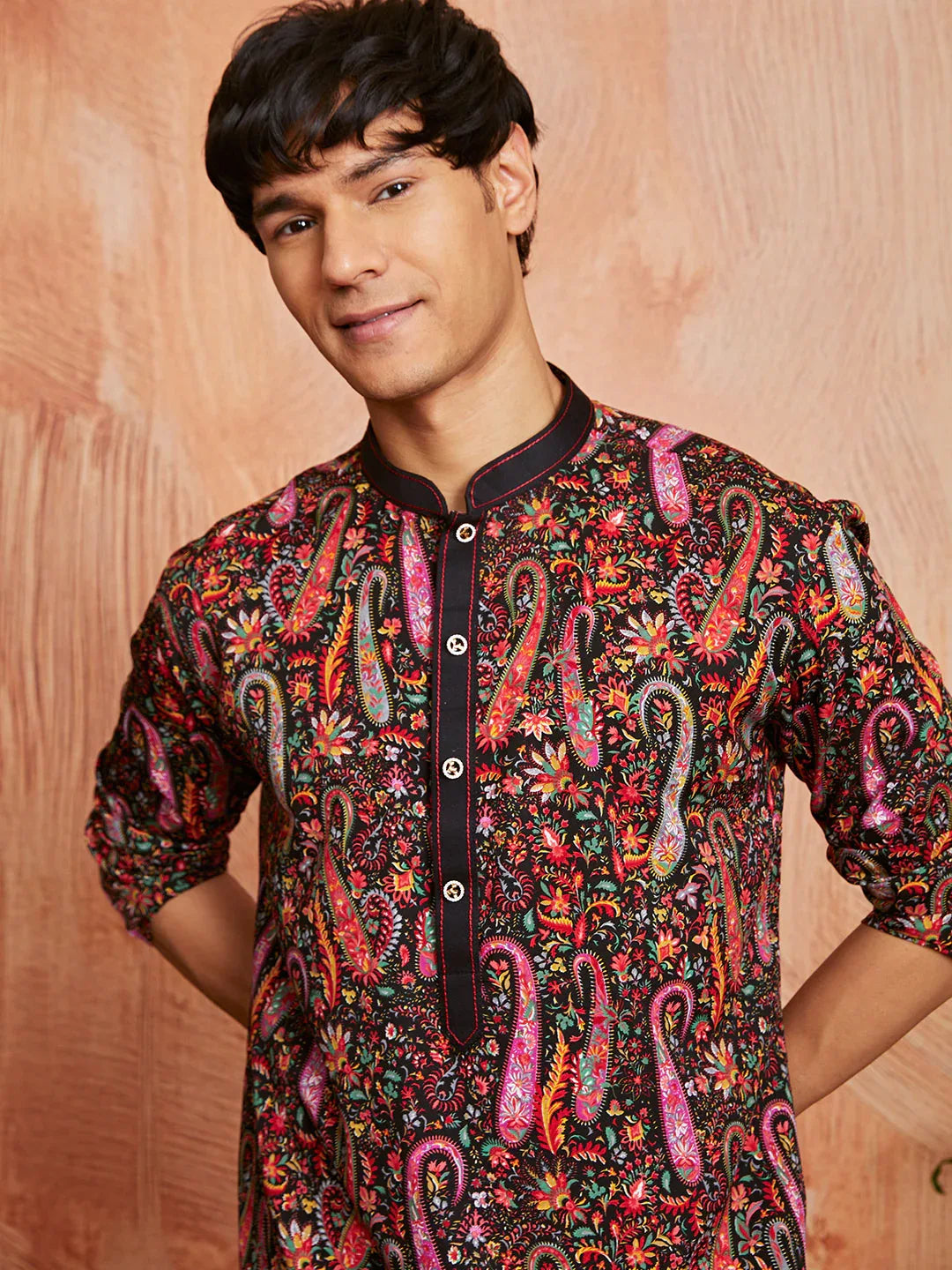 Men's Black Crepe Kurta And Pyjama Set