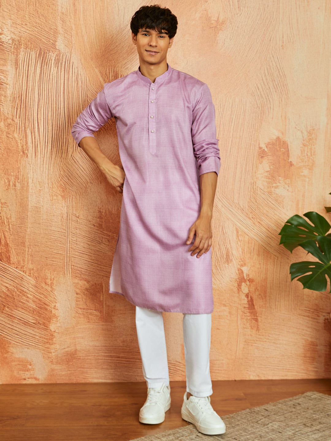 Men's Onion Pink Cotton Blend Kurta And Pyjama Set