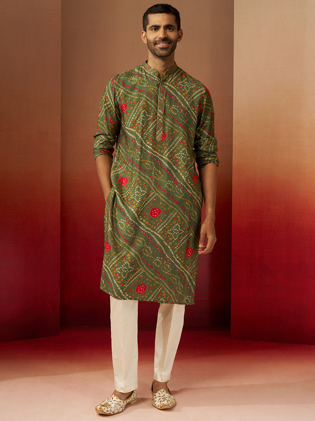 Vastramay Men Green Pure Muslin Bandhani Print Kurta