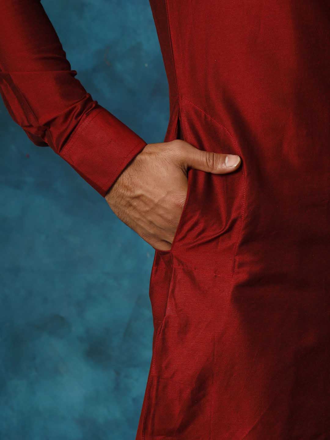 Men's Maroon Cotton Blend Curved Kurta