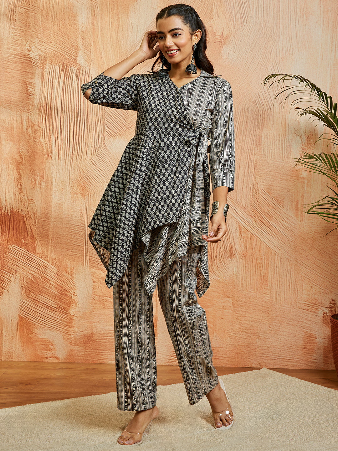 Women's Black Co Ords Set - qivii