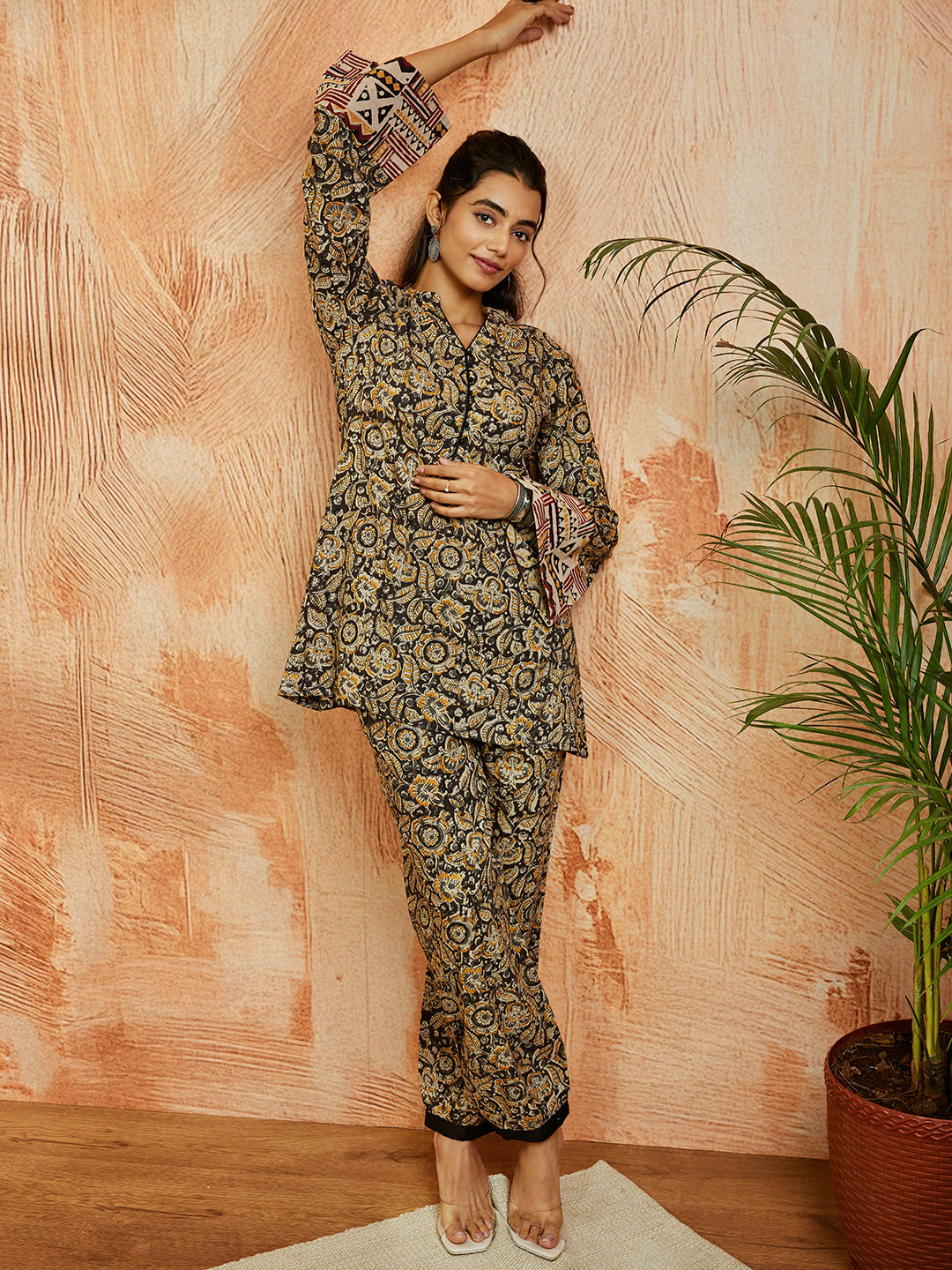 Women's Black Co Ords Set - qivii