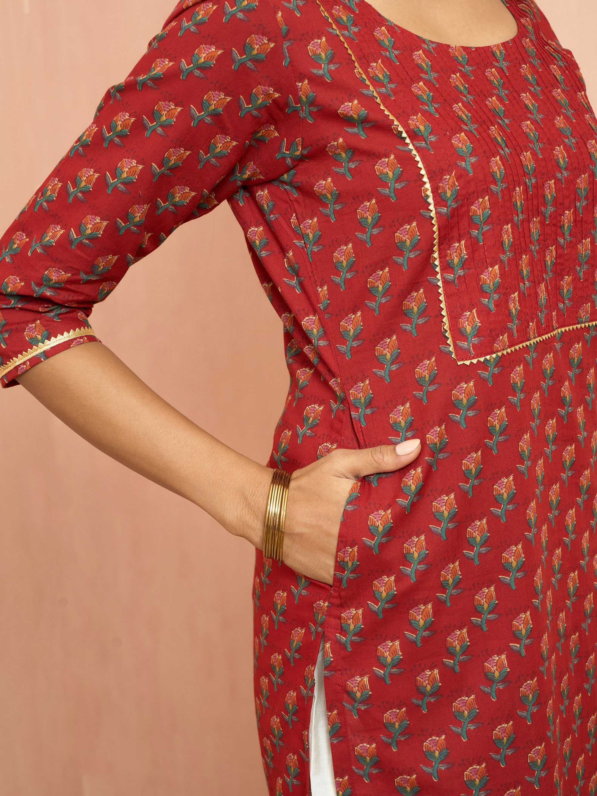 Women's Rust Floral Pleated Kurta