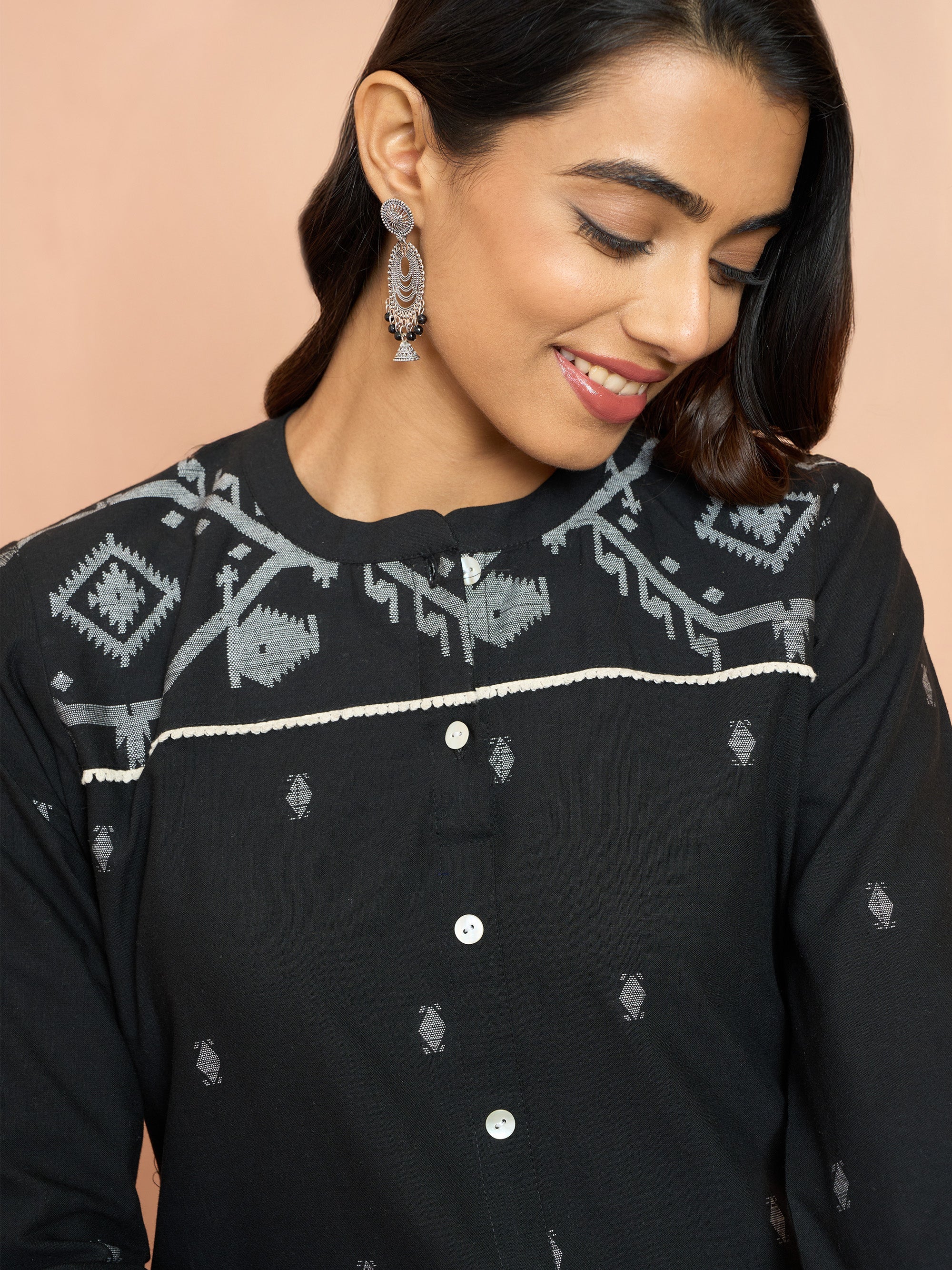 Women's Black Jamdani Jacquard Kurta