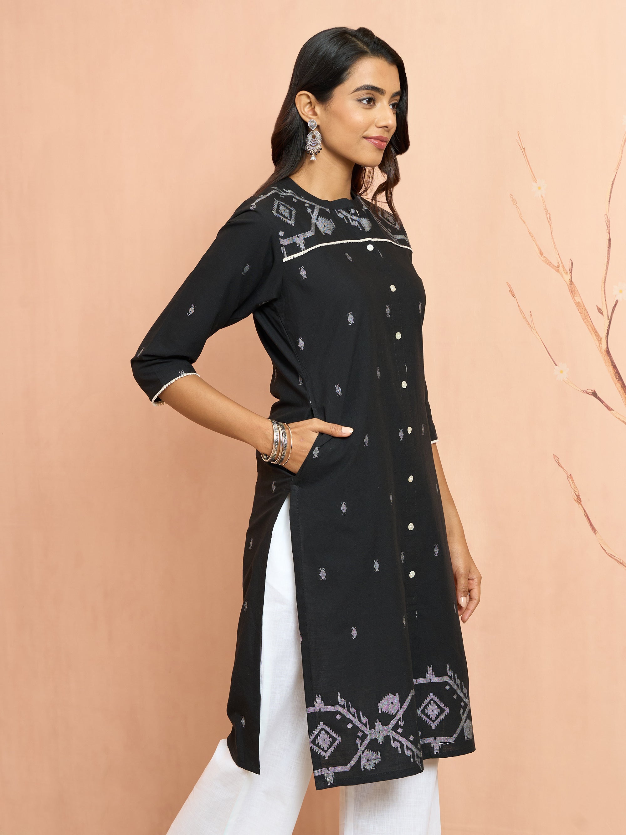 Women's Black Jamdani Jacquard Kurta
