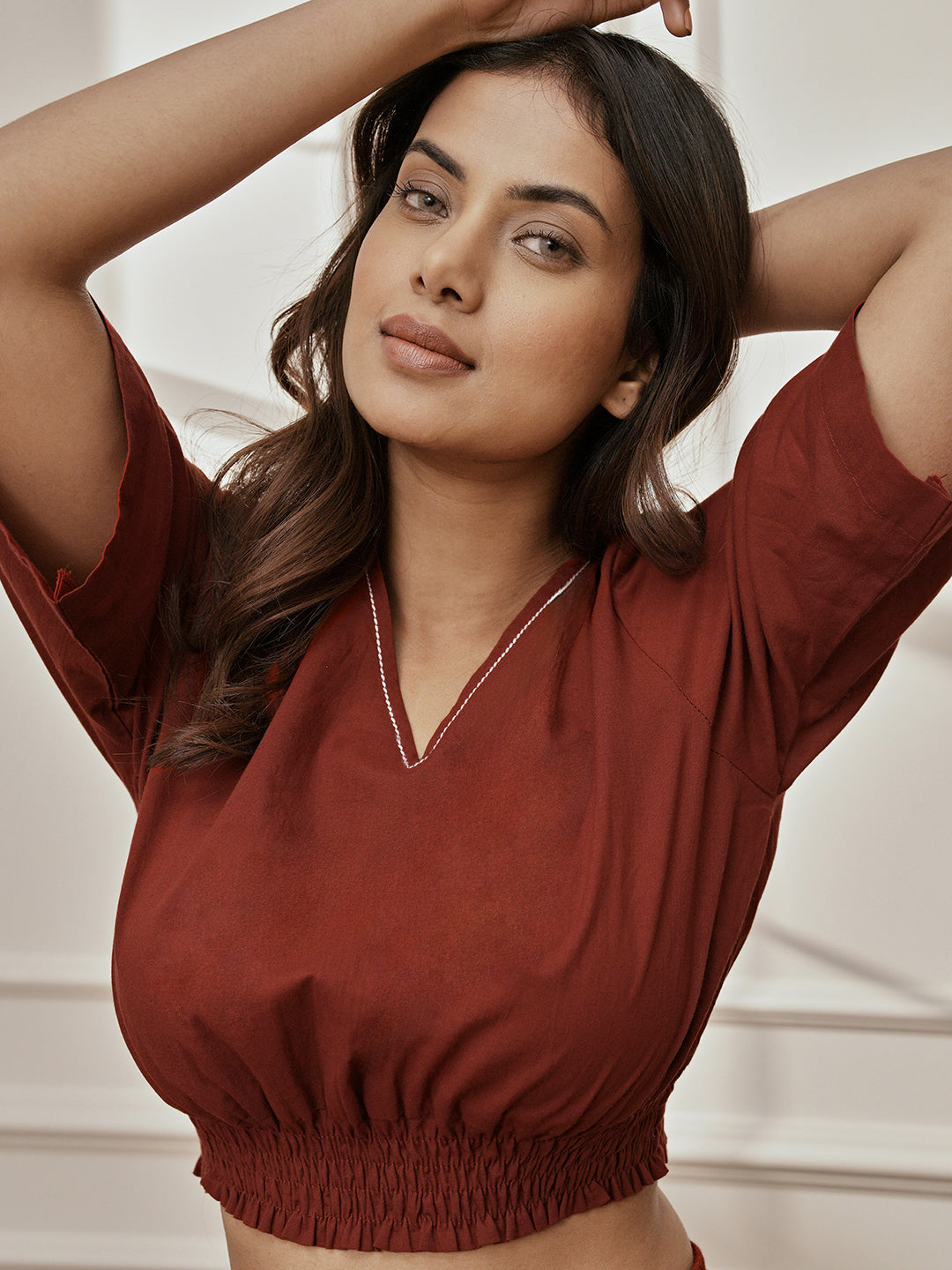 Women's Maroon Cambric Cotton V-Neck Crop Yoga Top