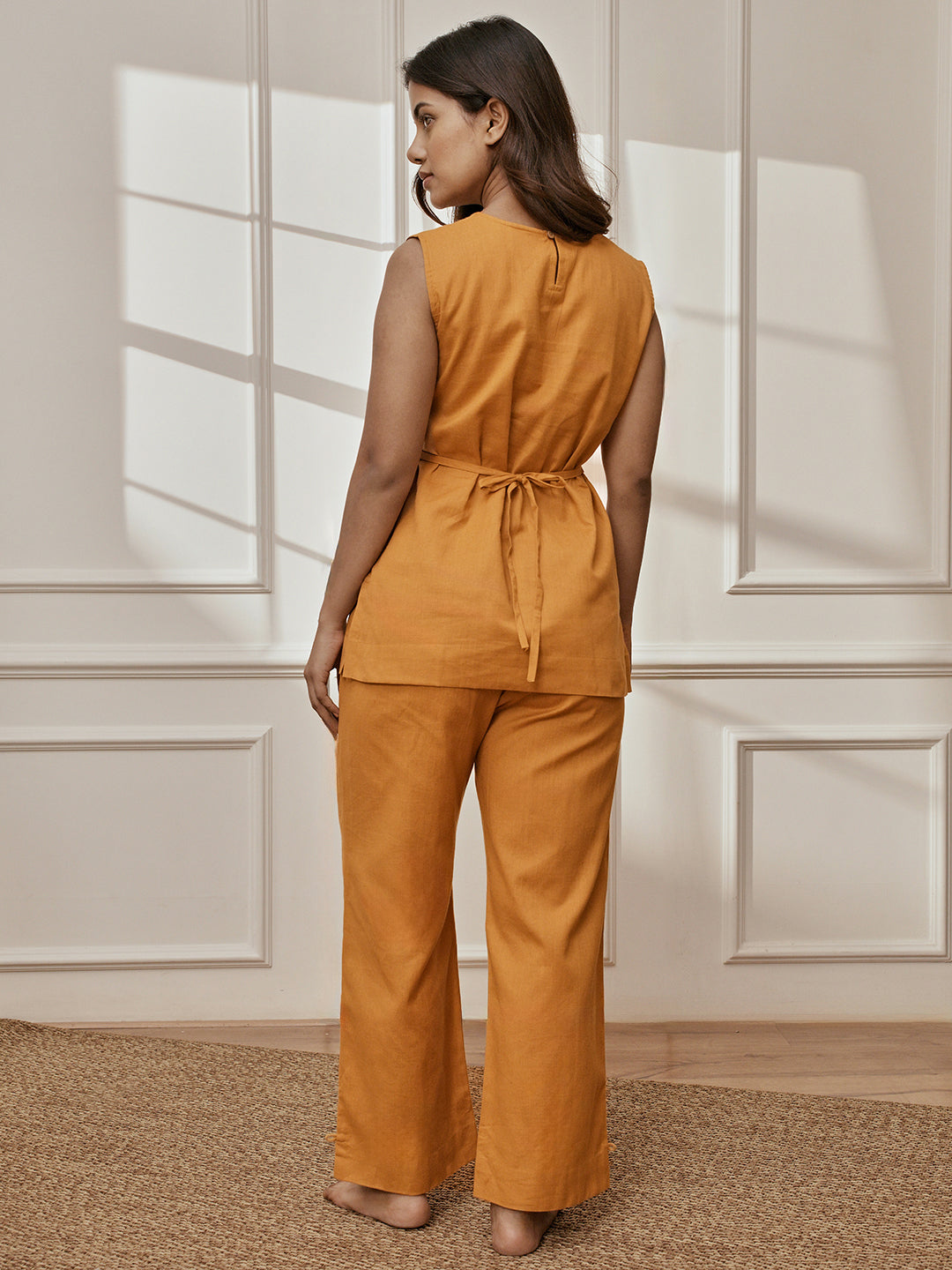 Women's Dusty Saffron Ethnic Embroidered Yoga Sleeveless Kurta With Straight Pants