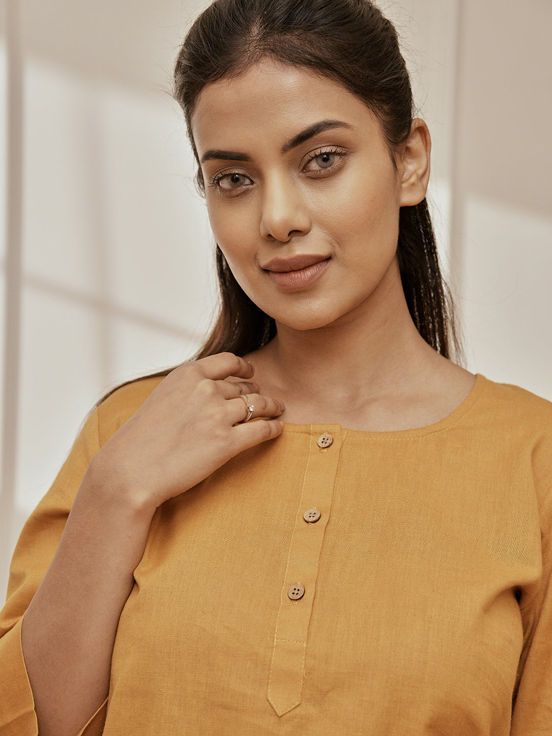 Women's Dusty Saffron Linen Cotton Round Neck Yoga Kurta