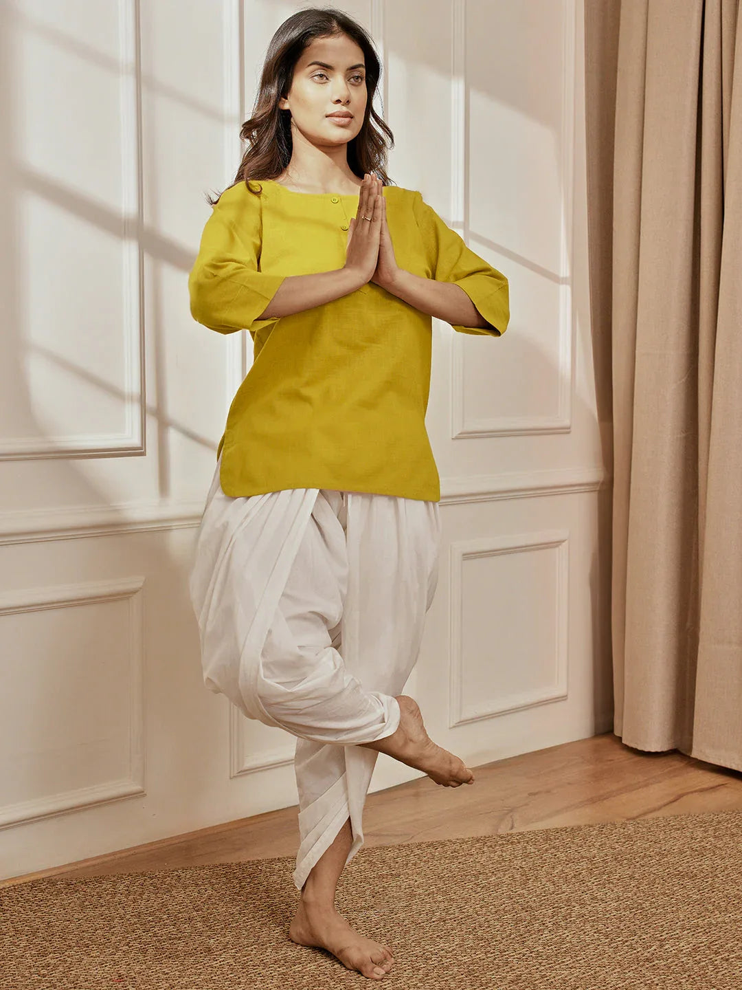 Women's Olive Green Cambric Cotton Round Neck Yoga Kurta