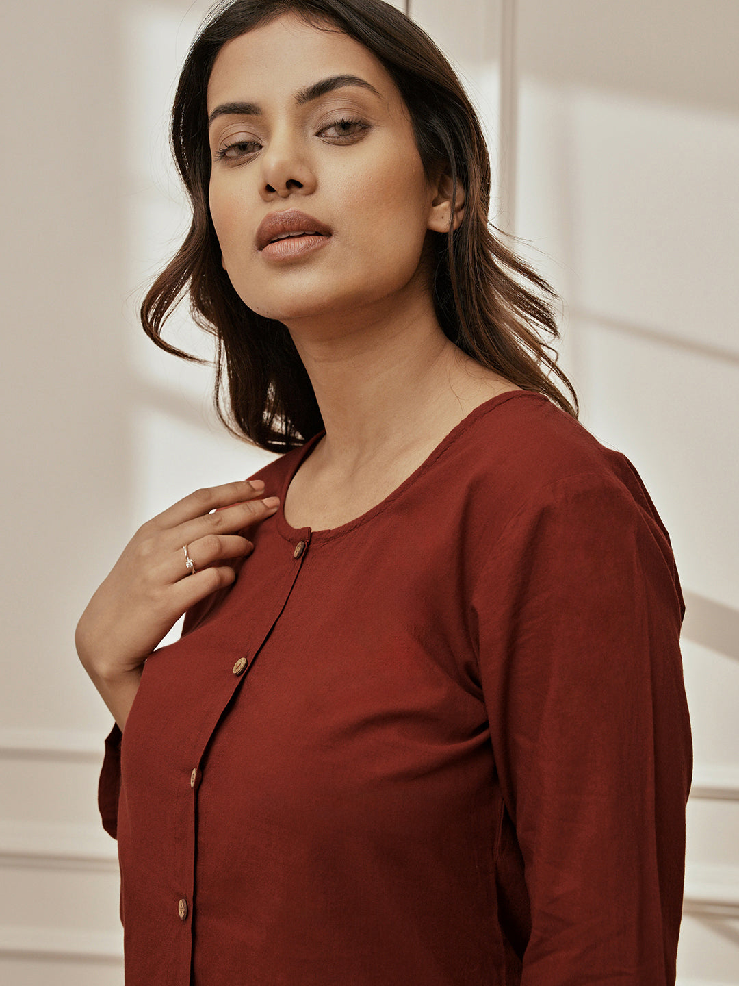 Women's Maroon Cambric Cotton Round Neck Yoga Kurta