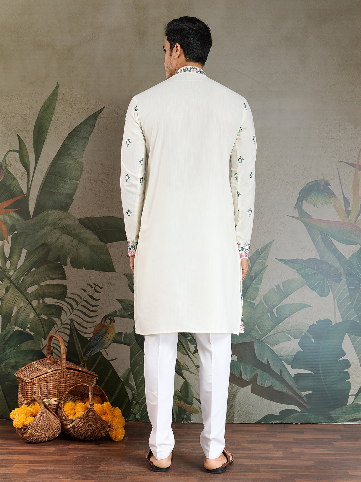 White Occasion Style Viscose Silk Men's Kurta - qivii