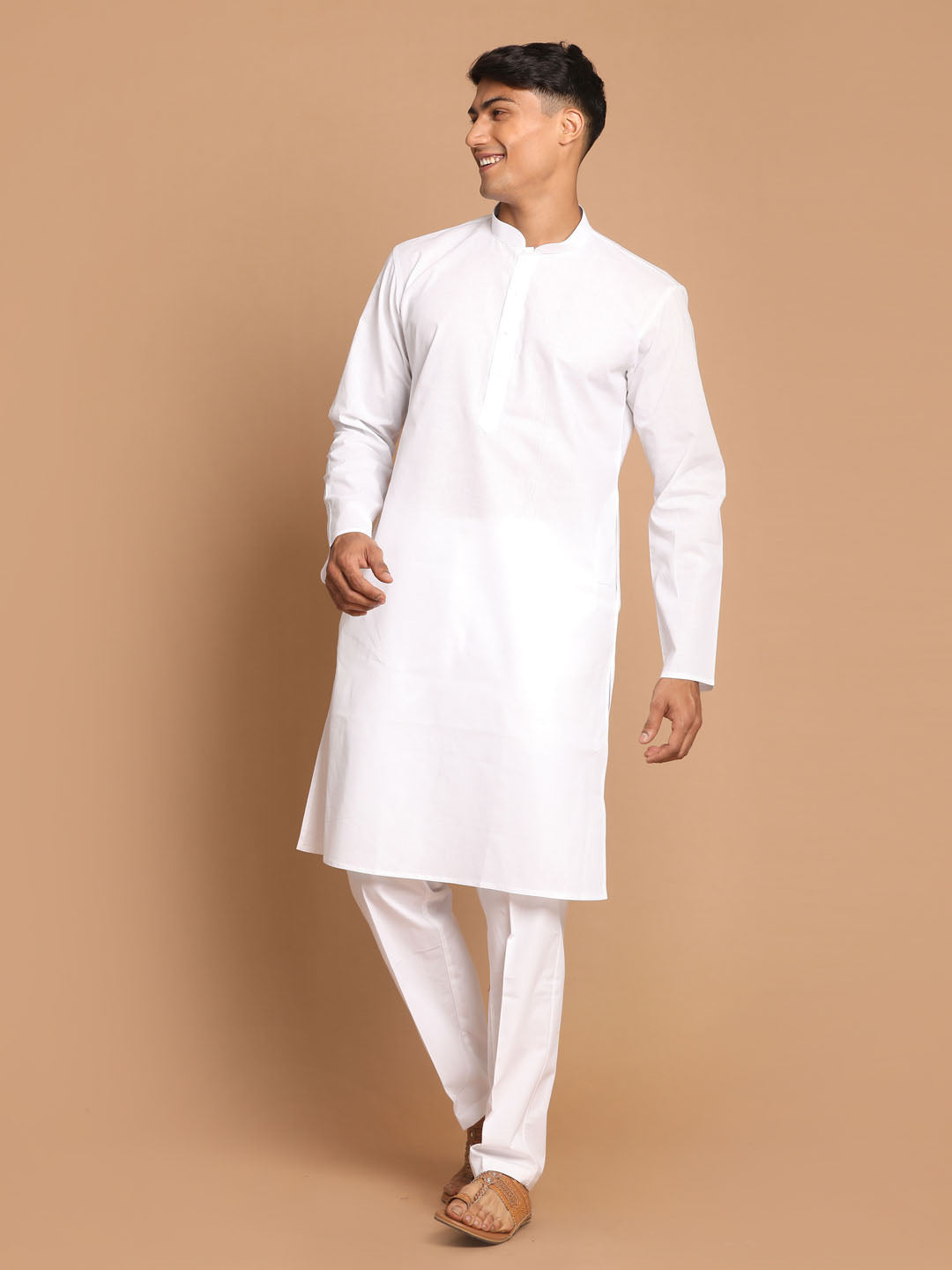Men's White Kurta And Pant Style Cotton Pajama Set With Prayer Cap