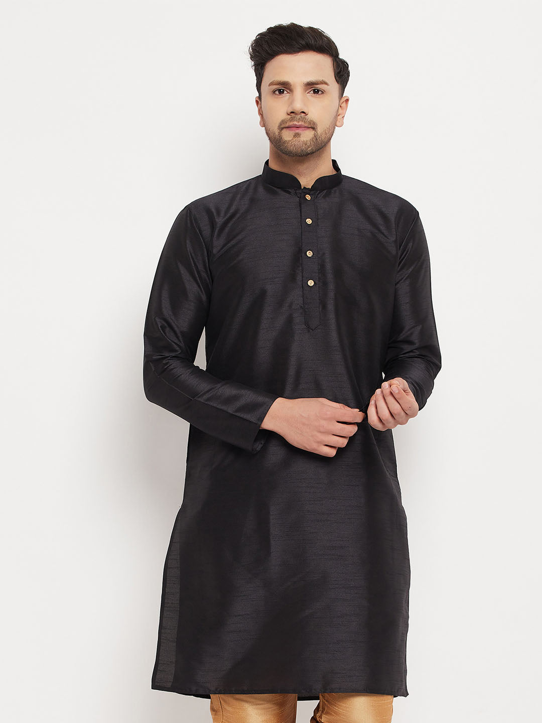 VASTRAMAY Men's Black Cotton Silk Blend Kurta