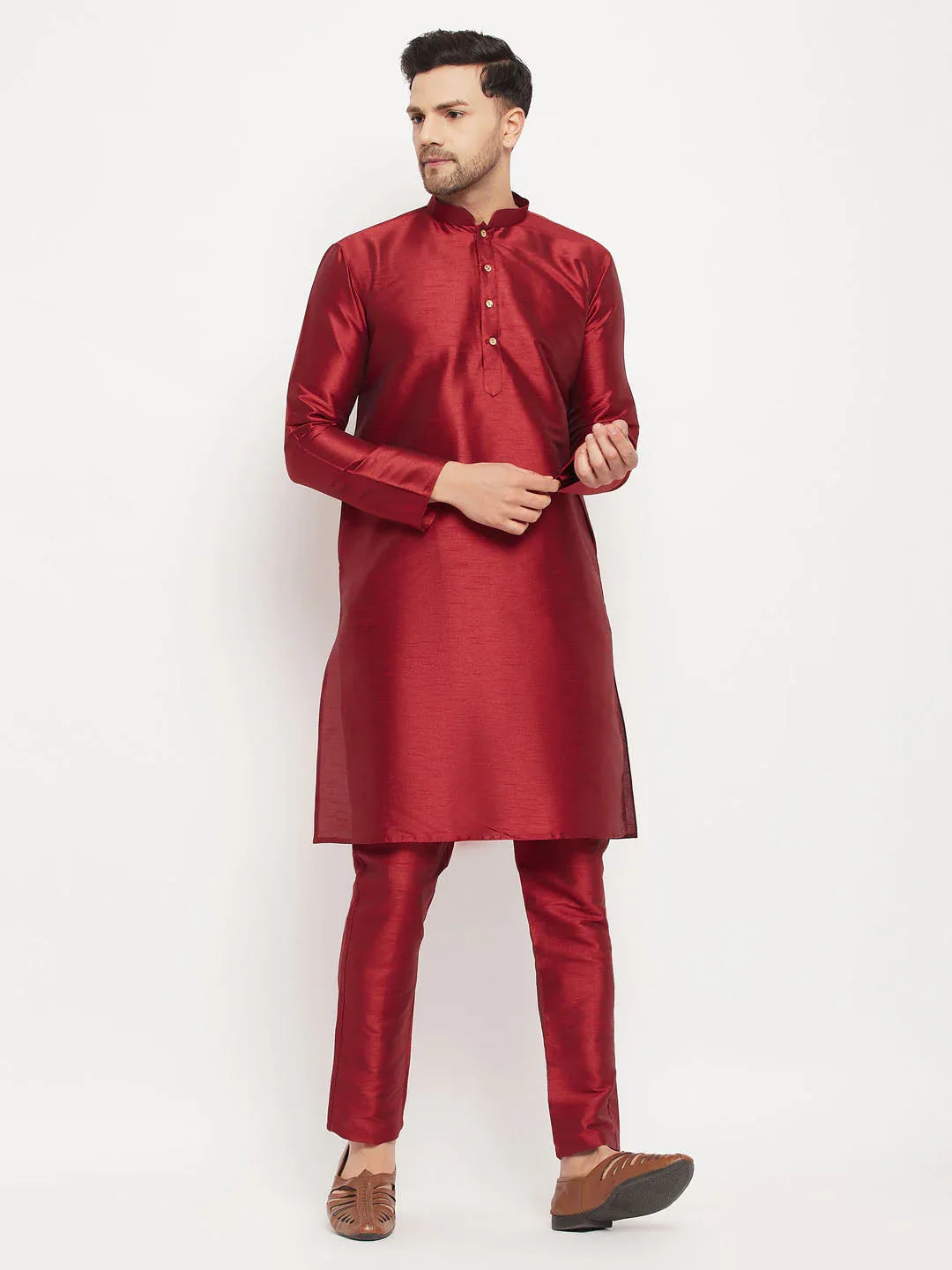 Men's Maroon Silk Blend Kurta And Maroon Pant Style Pyjama Set