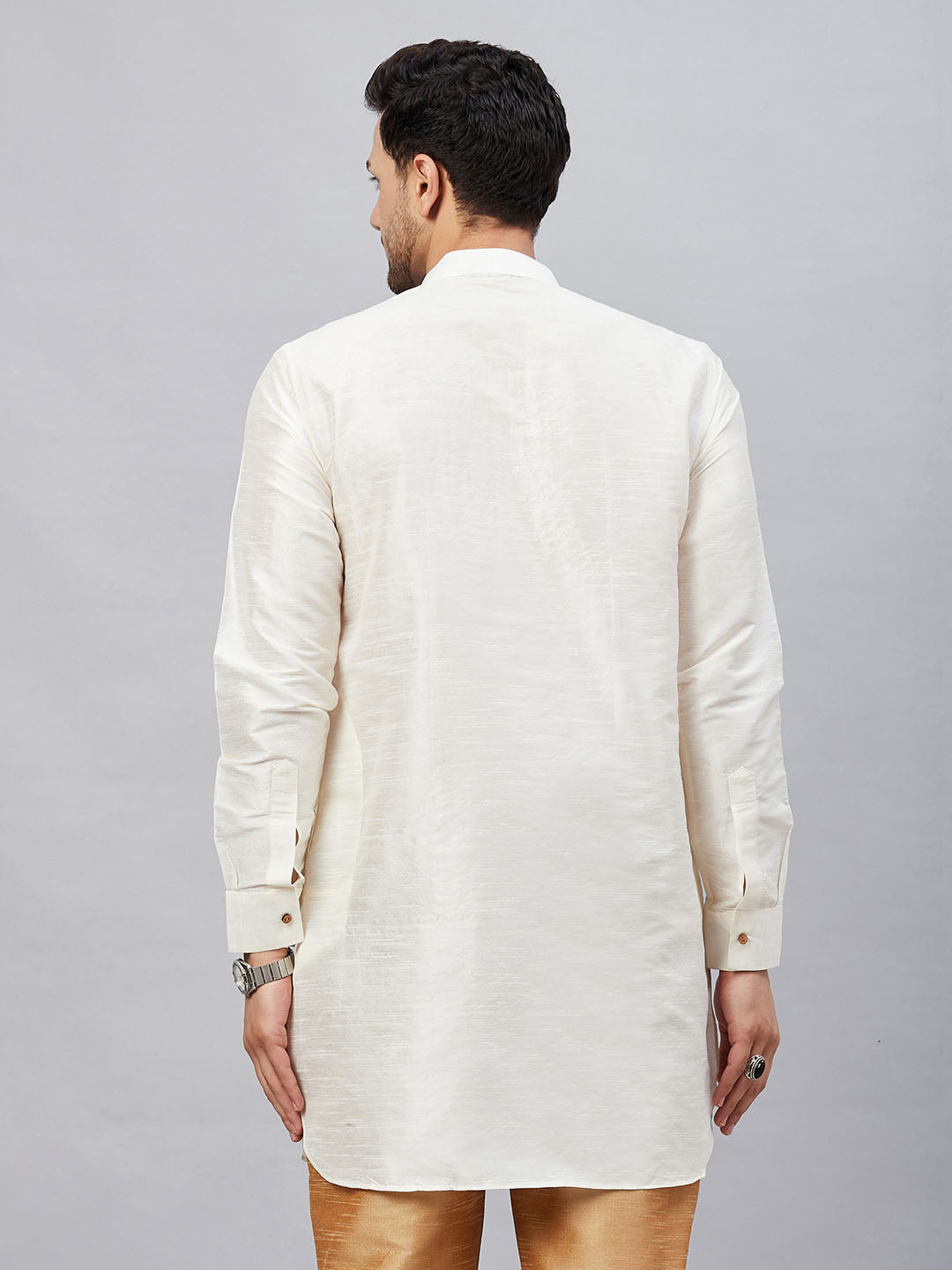 VASTRAMAY Men's Cream Silk Blend Curved Kurta