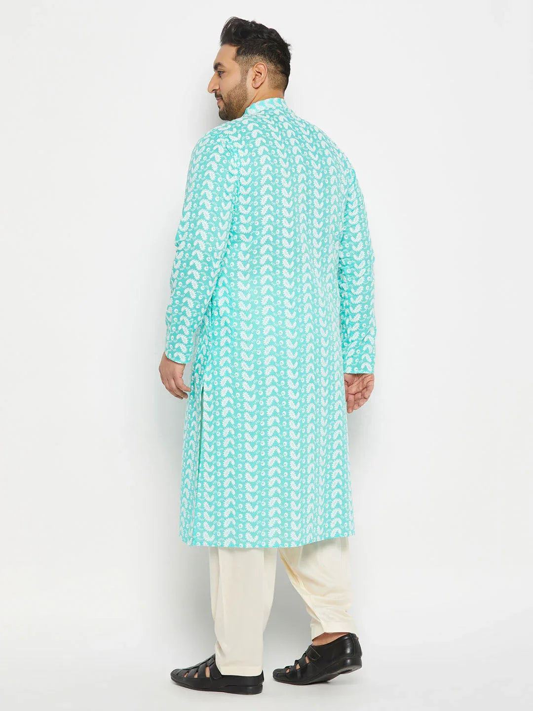 Men's Plus Size Green Chikankari Embroidered Kurta And Cream Patiala Set