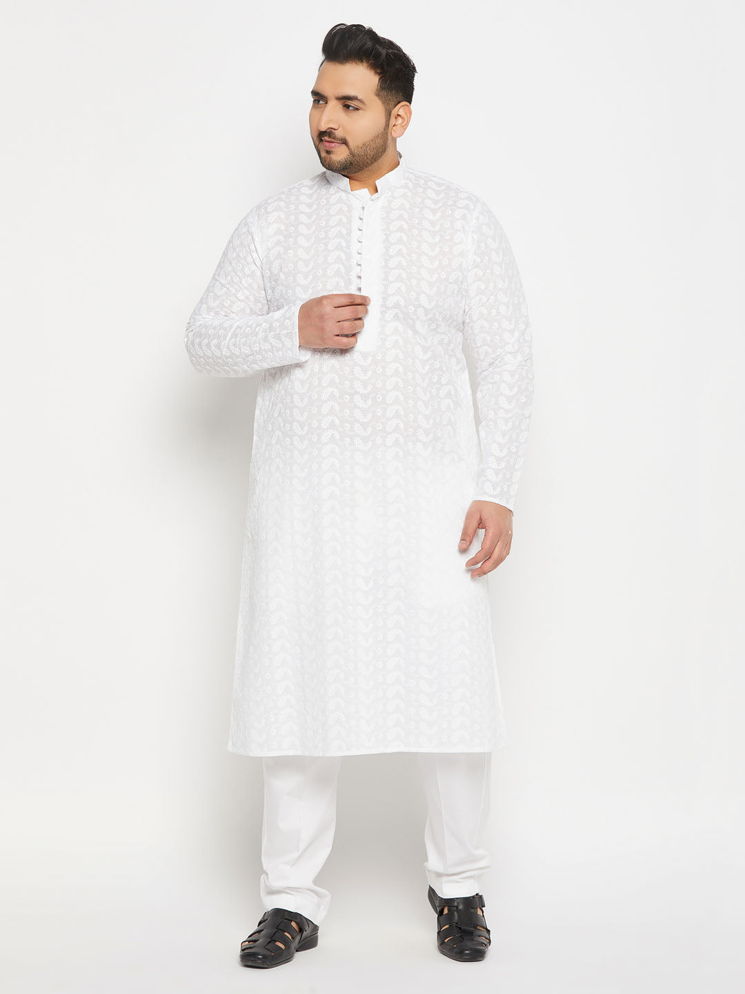 Men's Plus Size White Chikankari Embroidered Kurta And White Cotton Pant Style Pyjama Set
