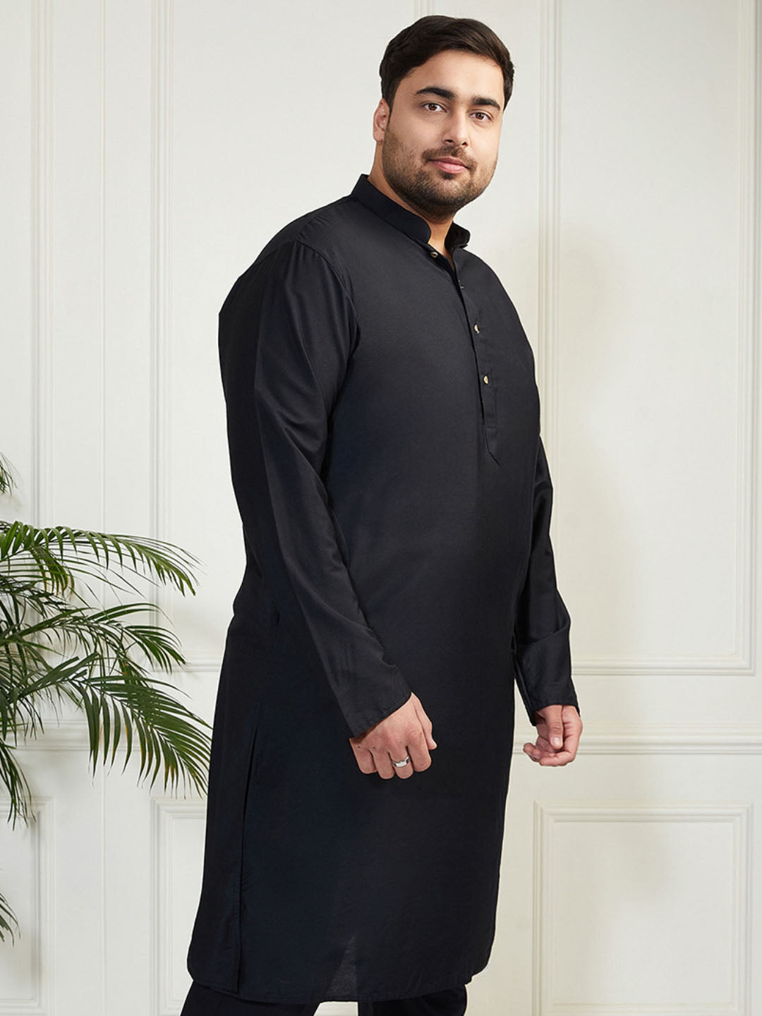 Plus Men's Black Viscose Kurta