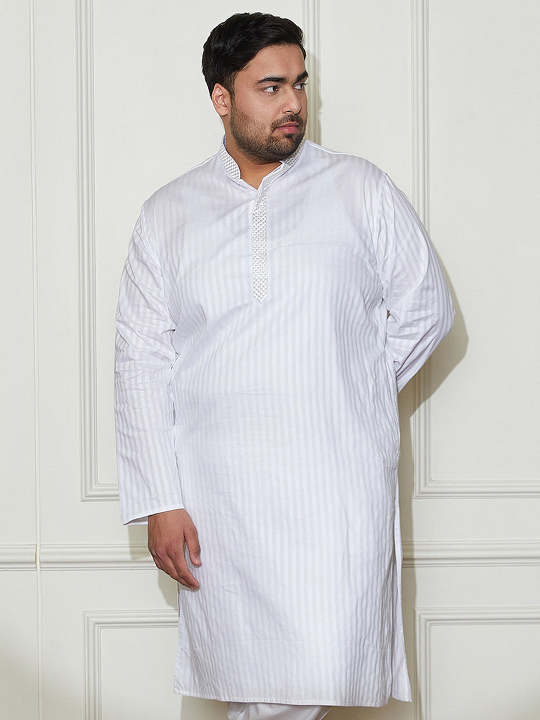 Plus Men's White Cotton Blend Kurta