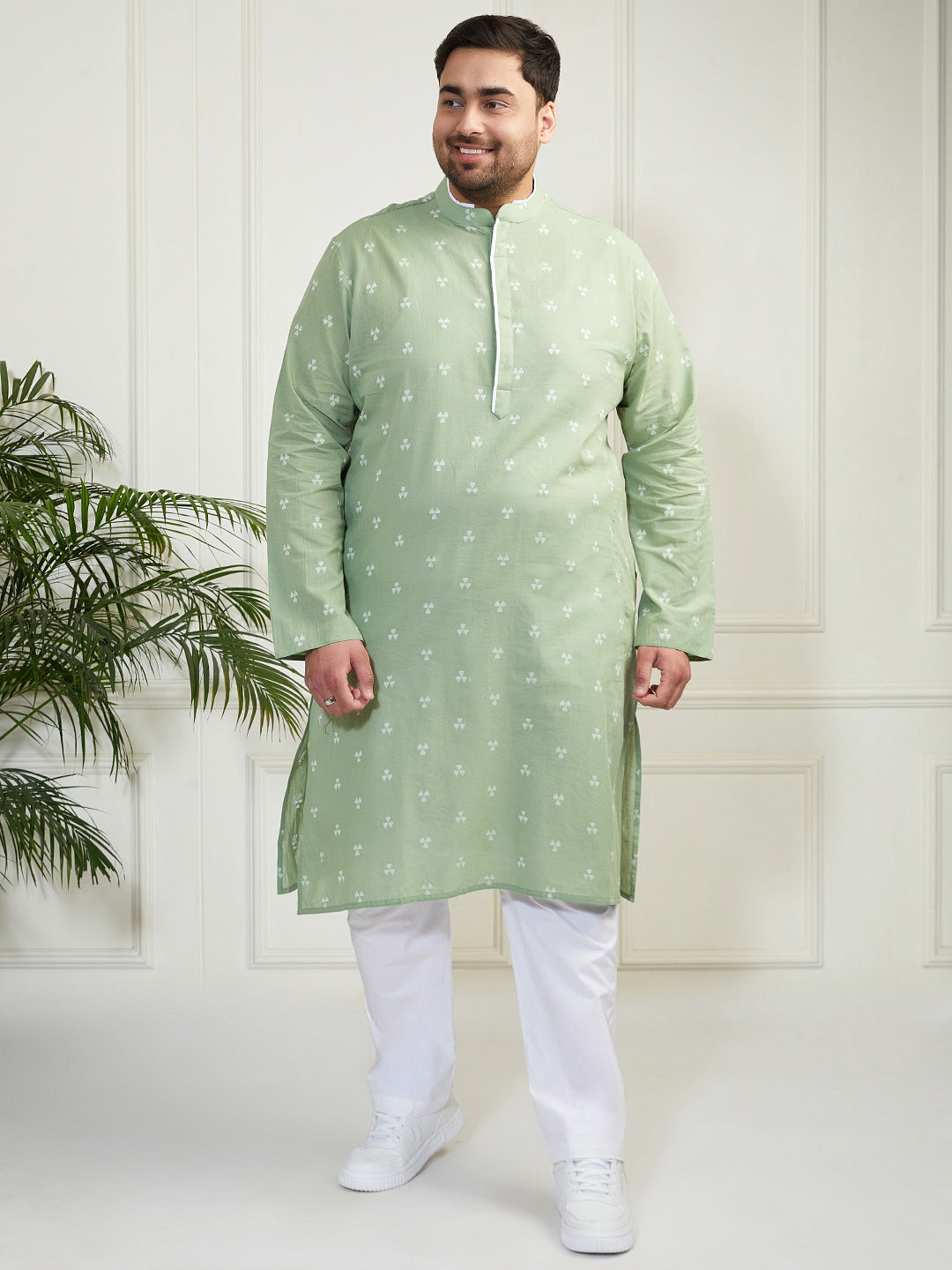 Plus Men's Green And White Cotton Kurta Pyjama Set
