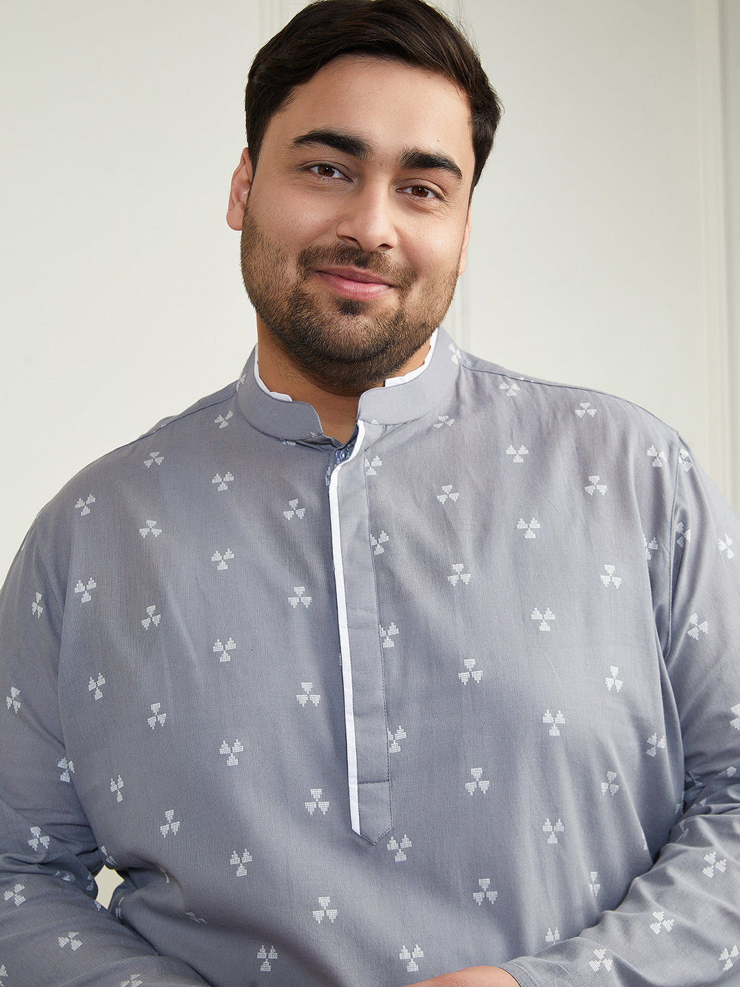 Plus Men's Grey And White Cotton Kurta Pyjama Set