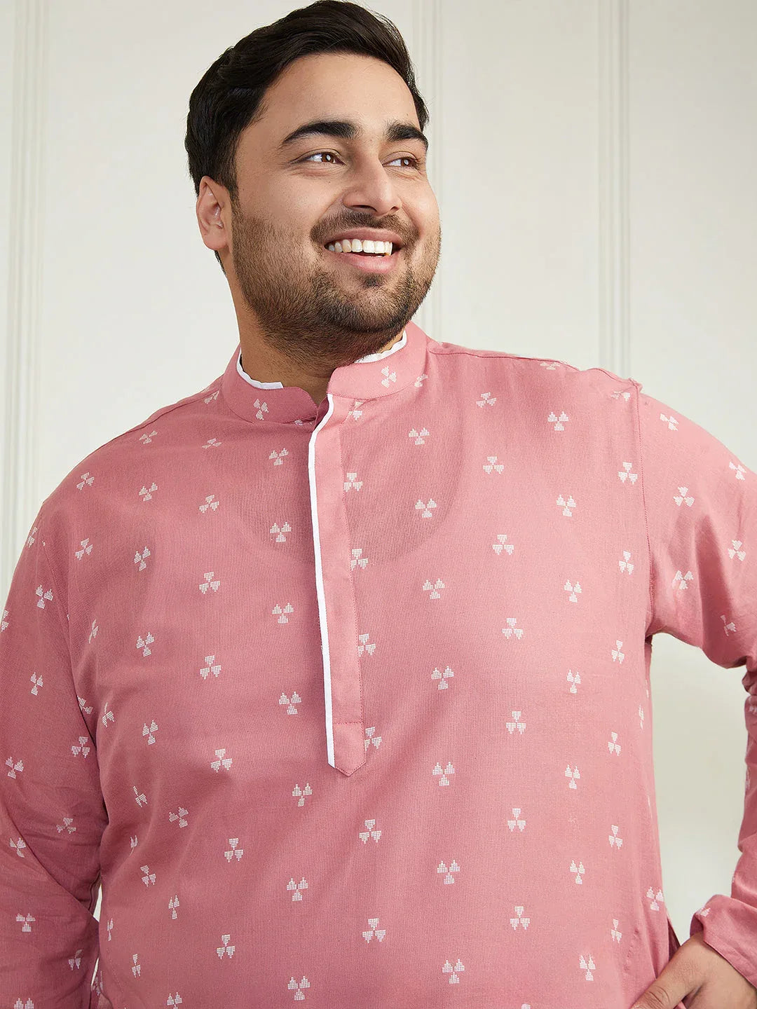 Plus Men's Pink And White Cotton Kurta Pyjama Set