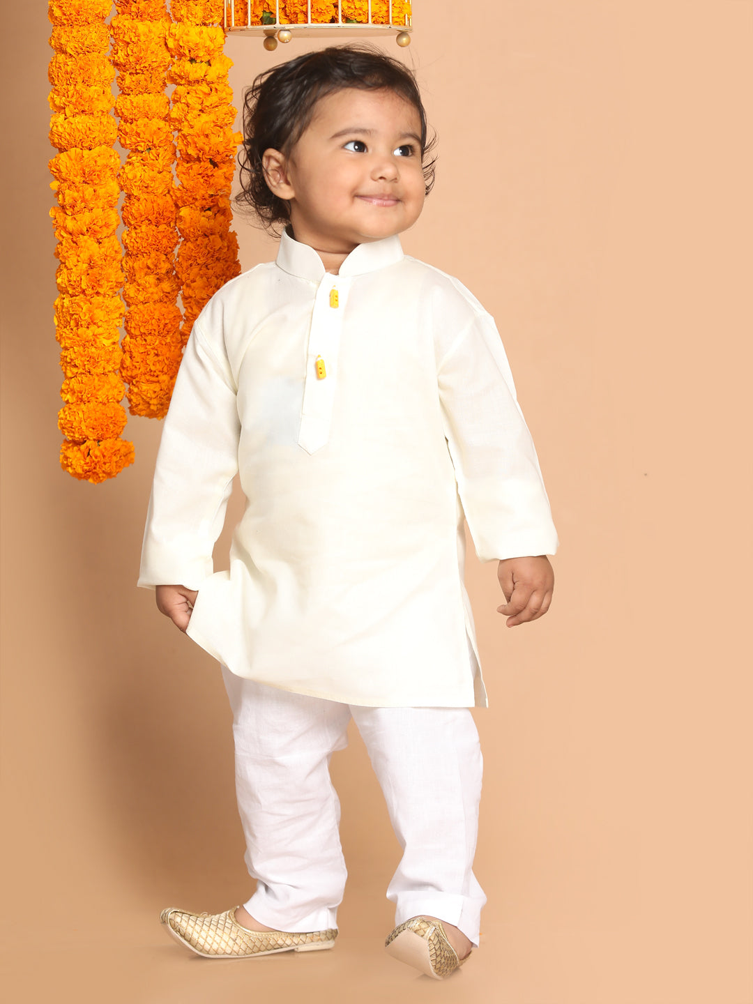 VASTRAMAY Boy's Cream-Colored Kurta with Pyjama Set - qivii