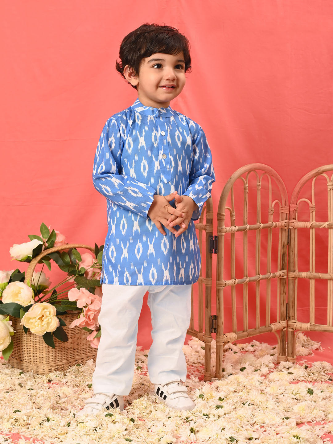 VASTRAMAY SISHU Boys Traditional Ikkat Print Flat Collar Kurta And Pyjama Set - qivii