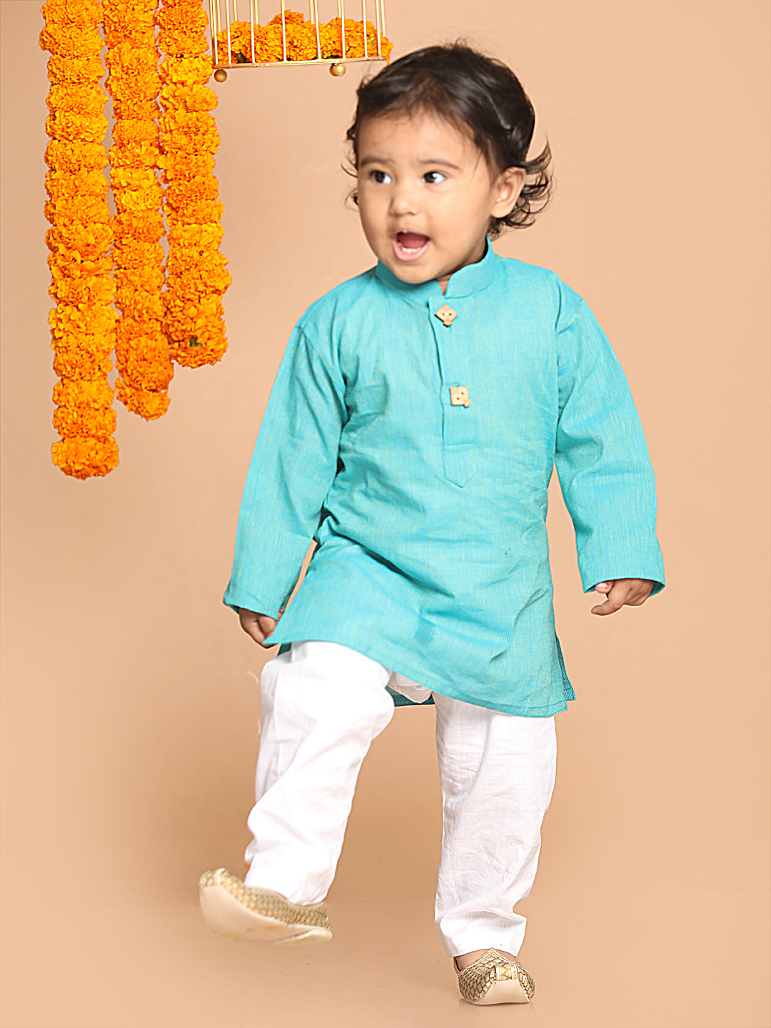 VASTRAMAY Boy's Blue Pure Cotton Kurta With White Pyjama Set - qivii