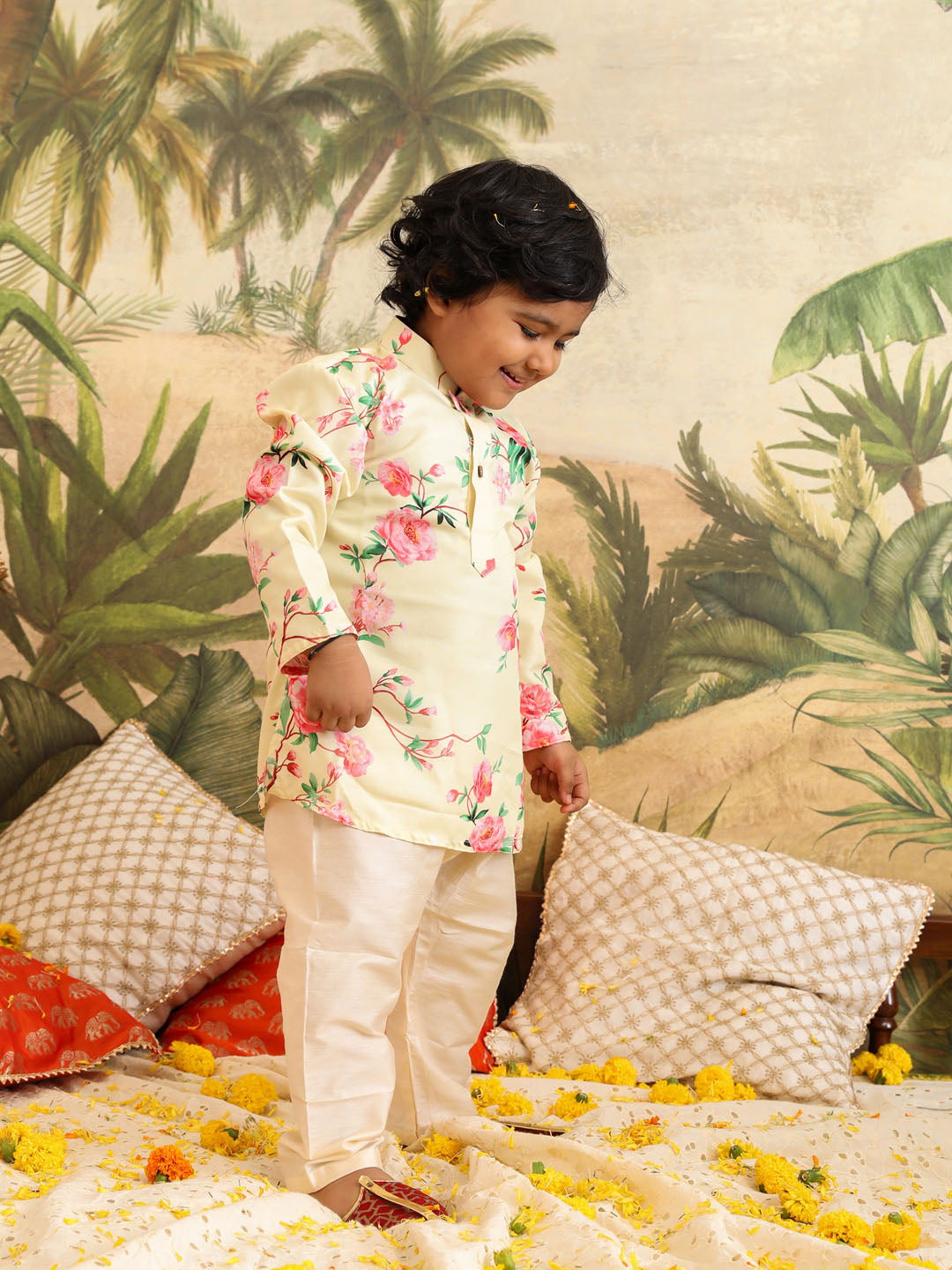 VASTRAMAY Boys' Yellow Floral Printed Cotton Kurta Pyjama Set - qivii