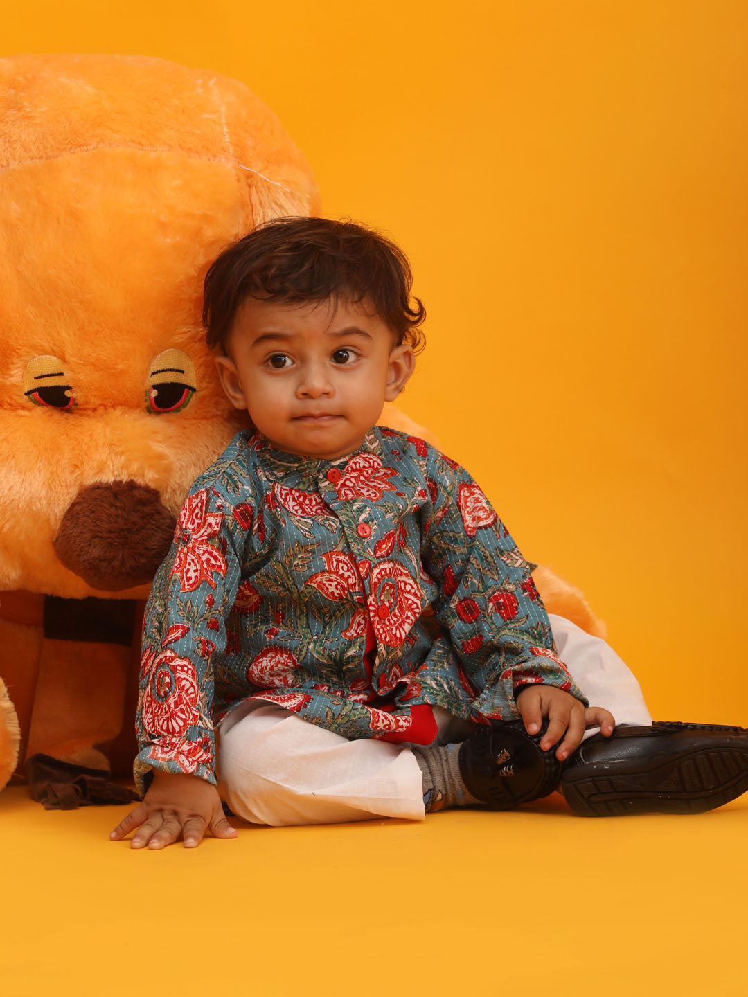 VASTRAMAY SISHU Boy's Green Kalamkari Floral Printed Cotton Kurta Pyjama Set - qivii