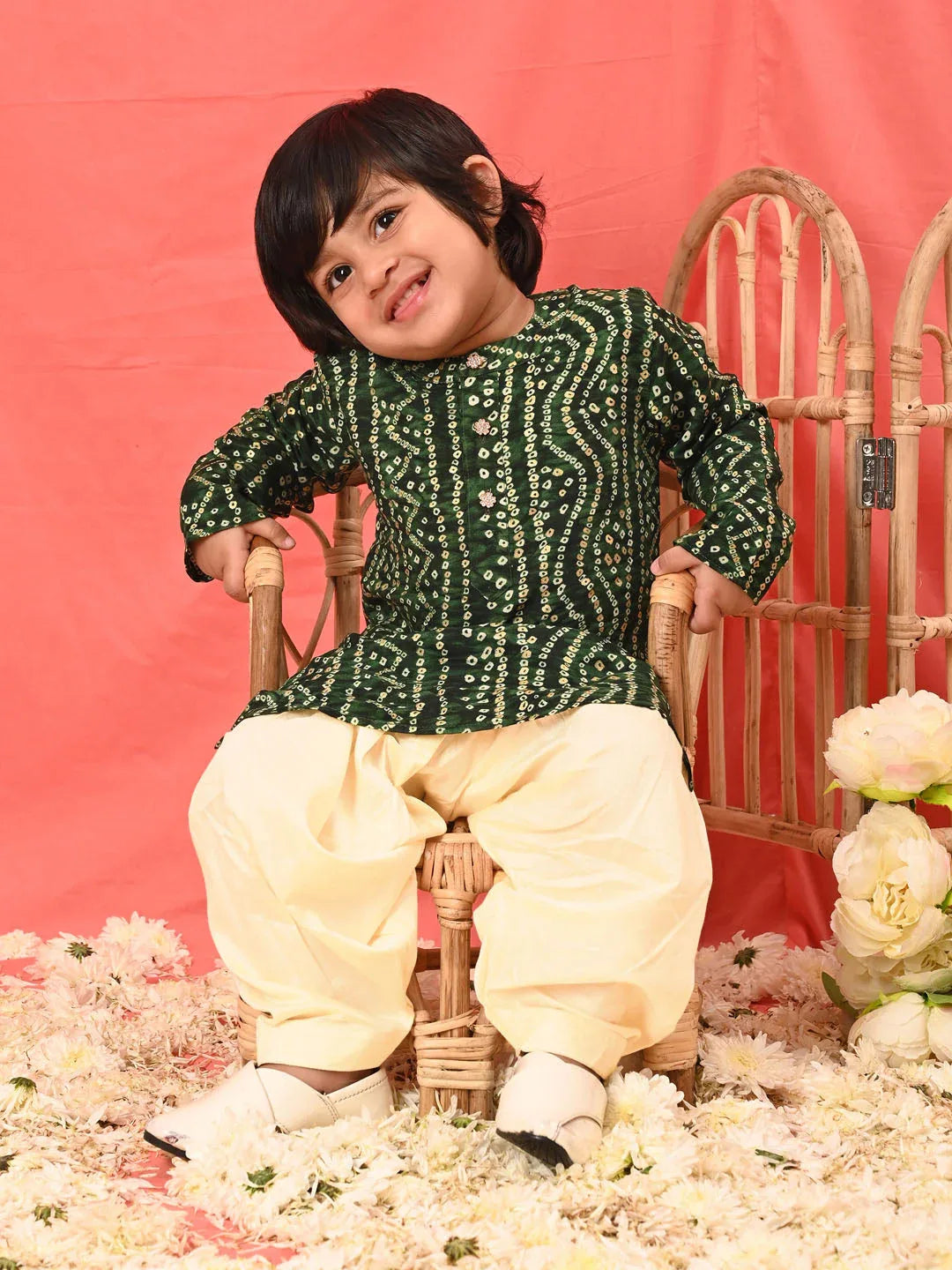 Sishu Boy's' Green Bandhni Kurta And Patiala Set