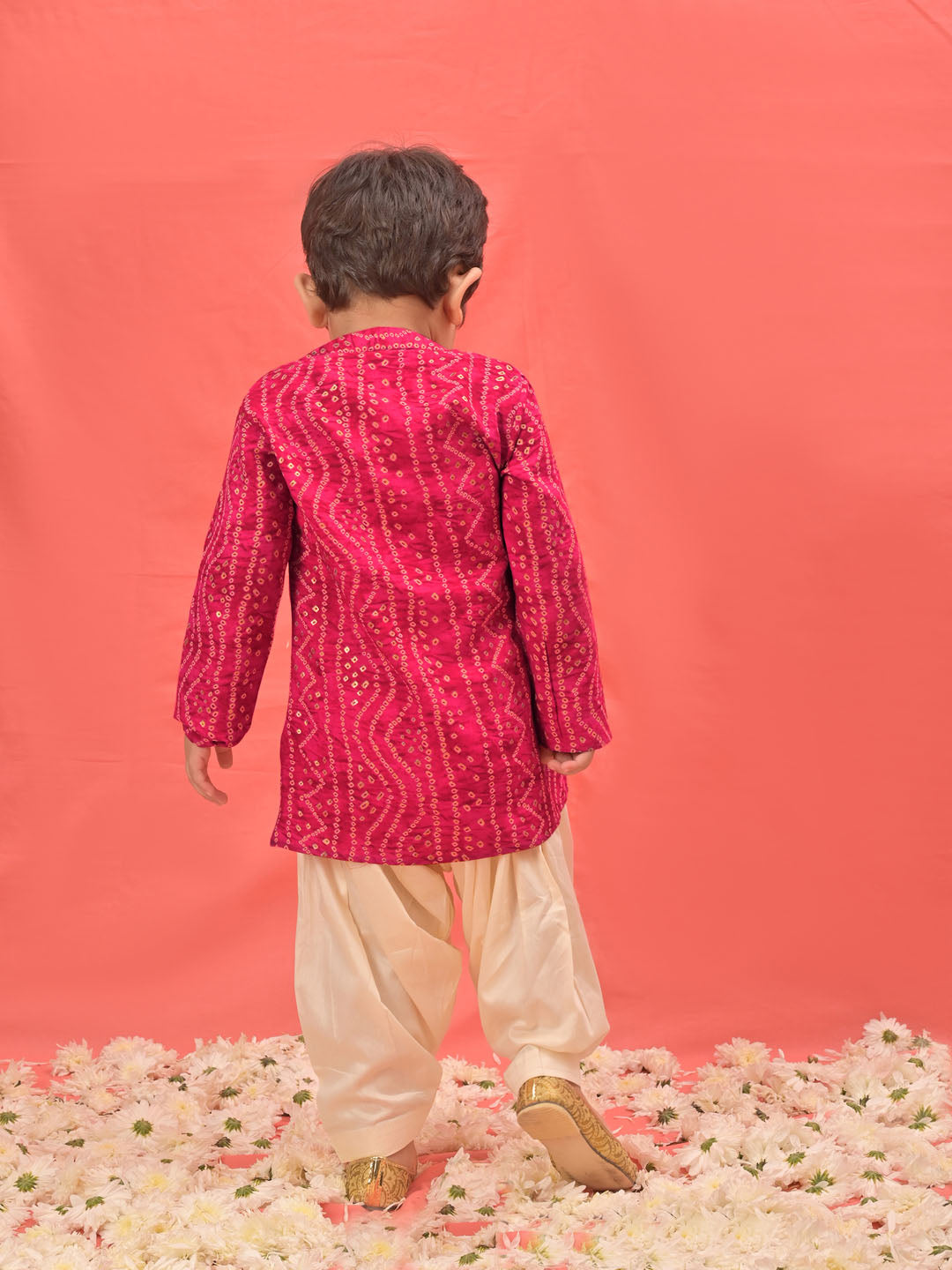 VASTRAMAY Boys' Pink Bandhni Kurta And Patiala Set - qivii