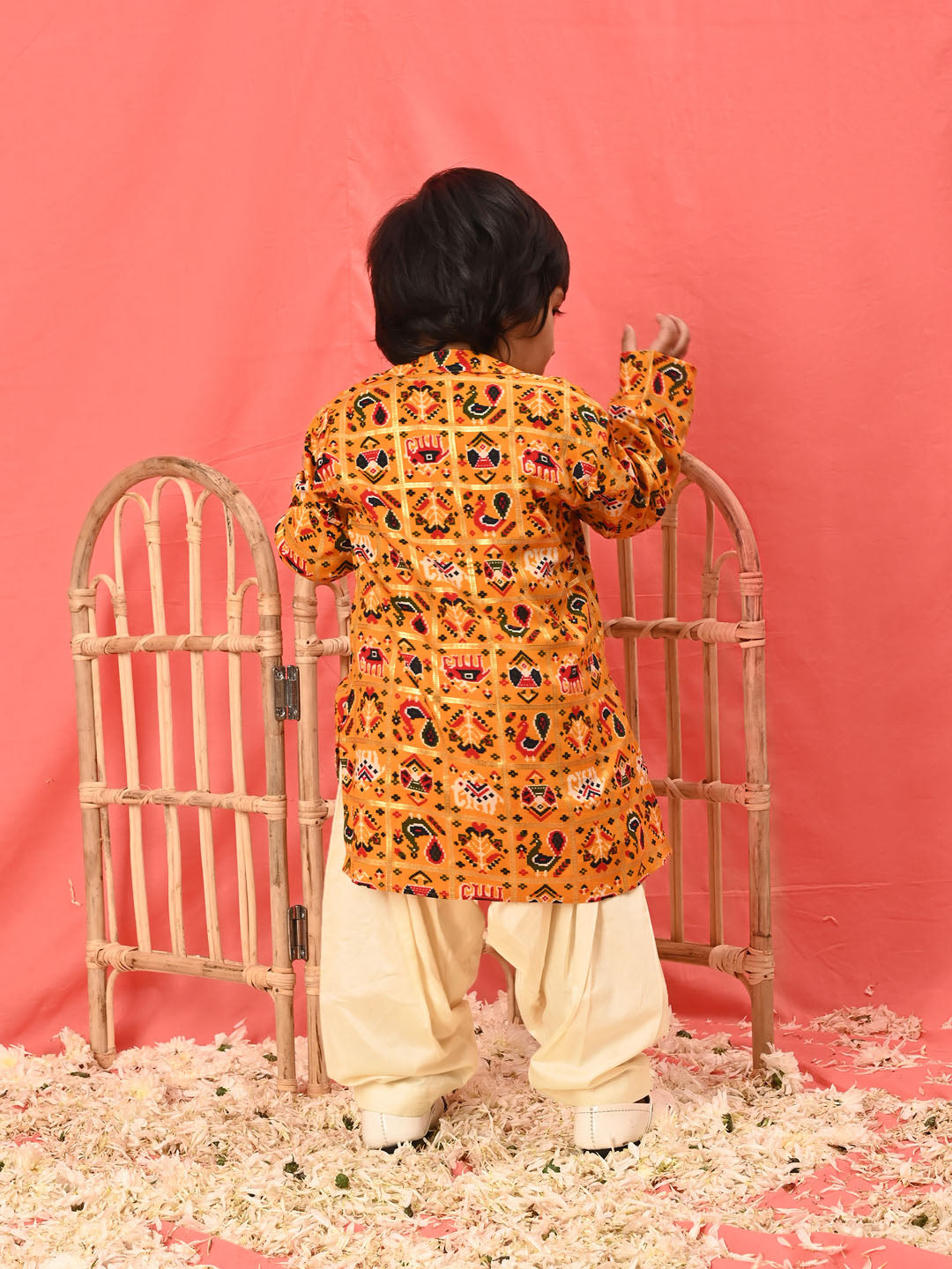 VASTRAMAY Boys' Yellow Patola Print Festive Kurta Pyjama Set - qivii