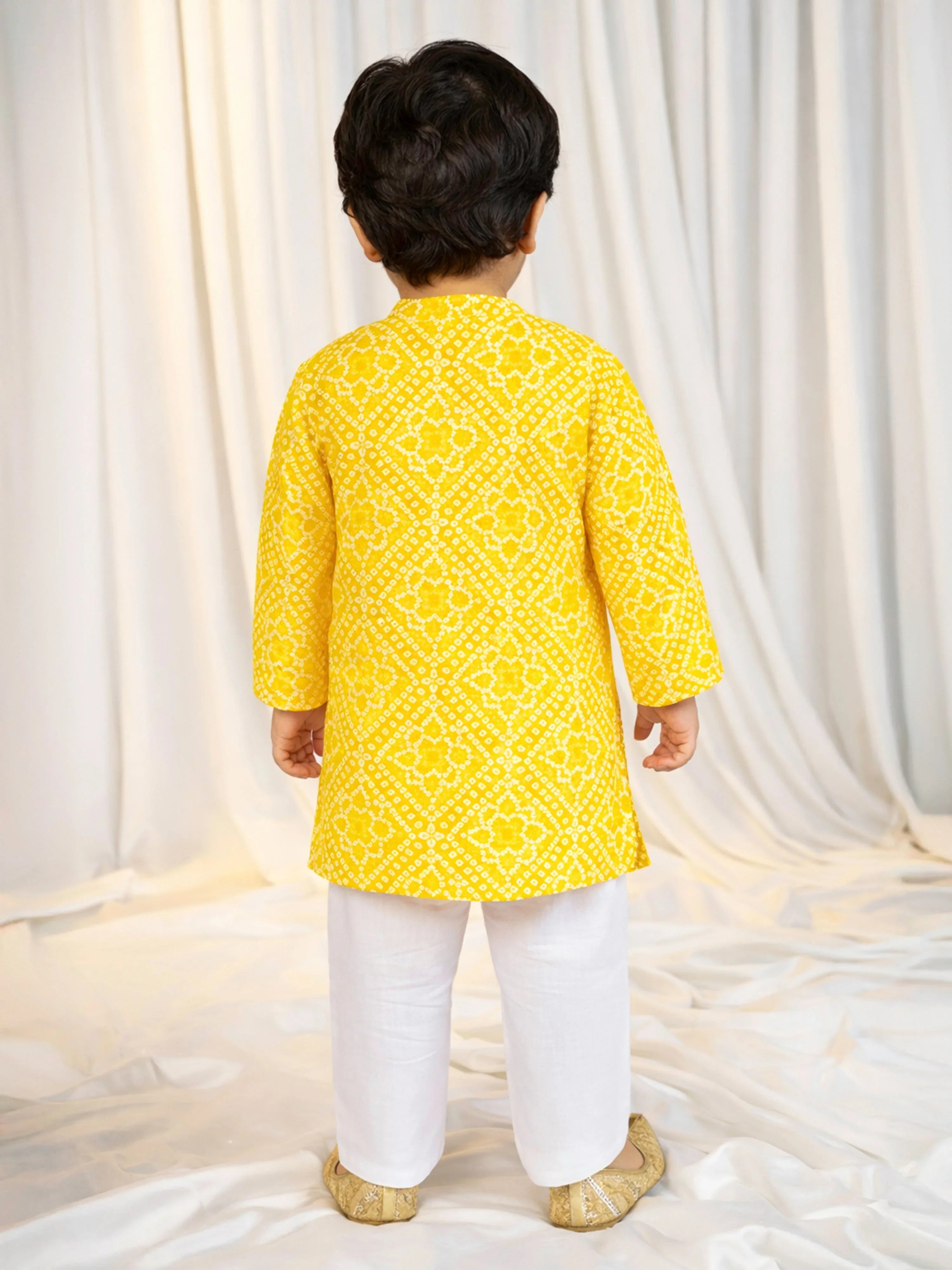 Boys Yellow Cotton Bandhani Kurta with White Pyjama Set Digital Print