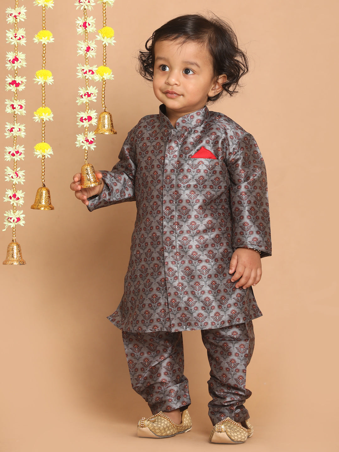 VASTRAMAY Boy's Grey Floral Printed Kurta And Pyjama Set - qivii