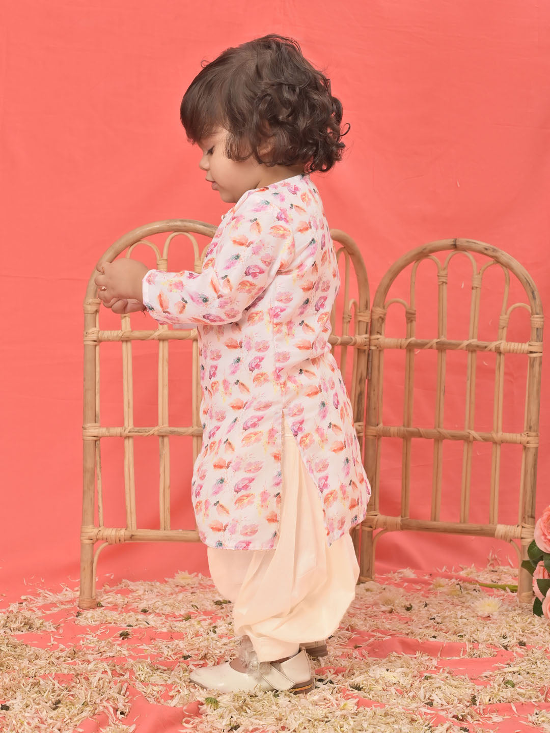 VASTRAMAY SISHU Girls' White Floral Printed Linen Kurta And Cream Patiala Set - qivii