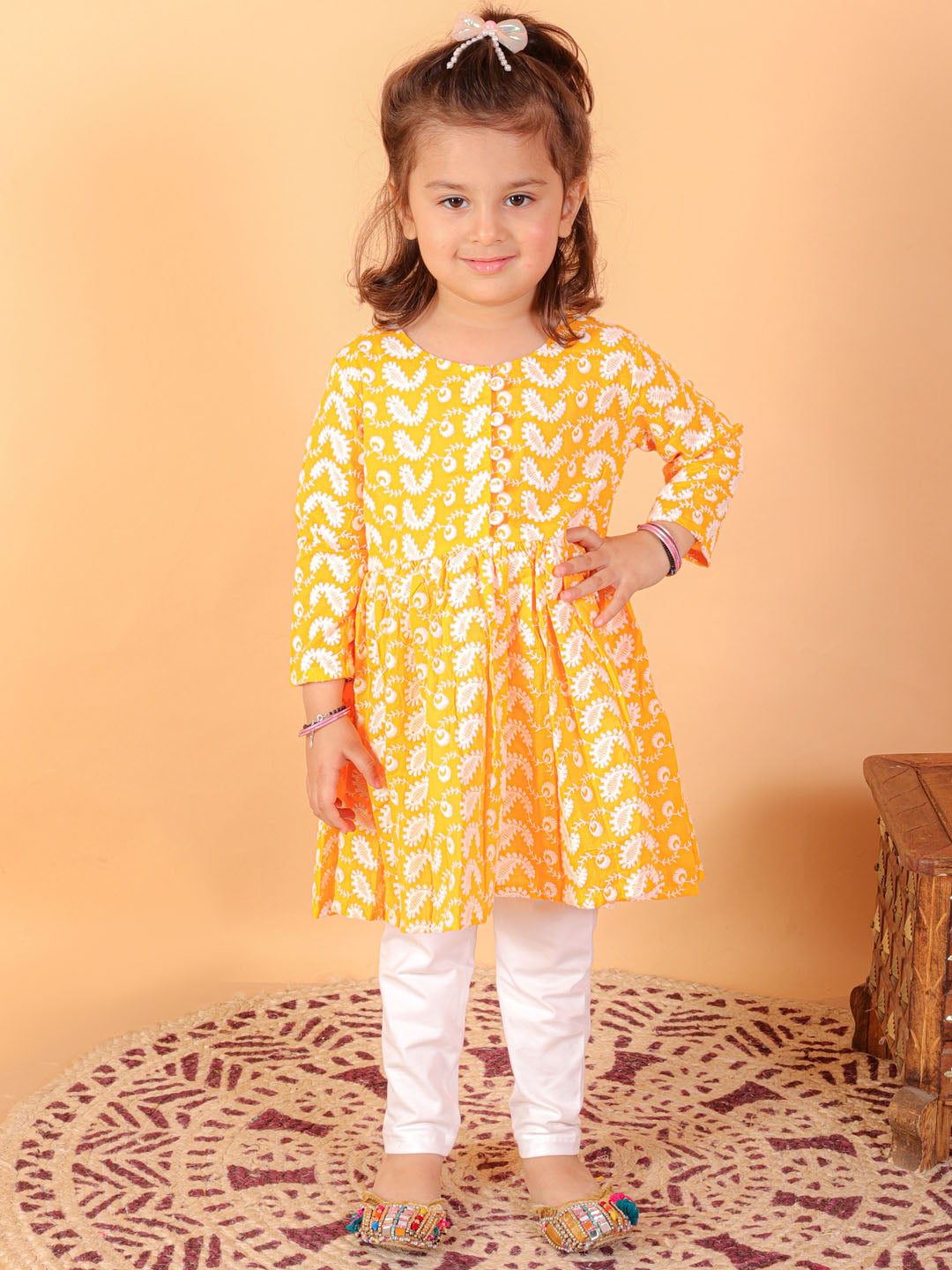 VASTRAMAY SISHU Girl's Orange Chikankari Kurta Leggings Set - qivii