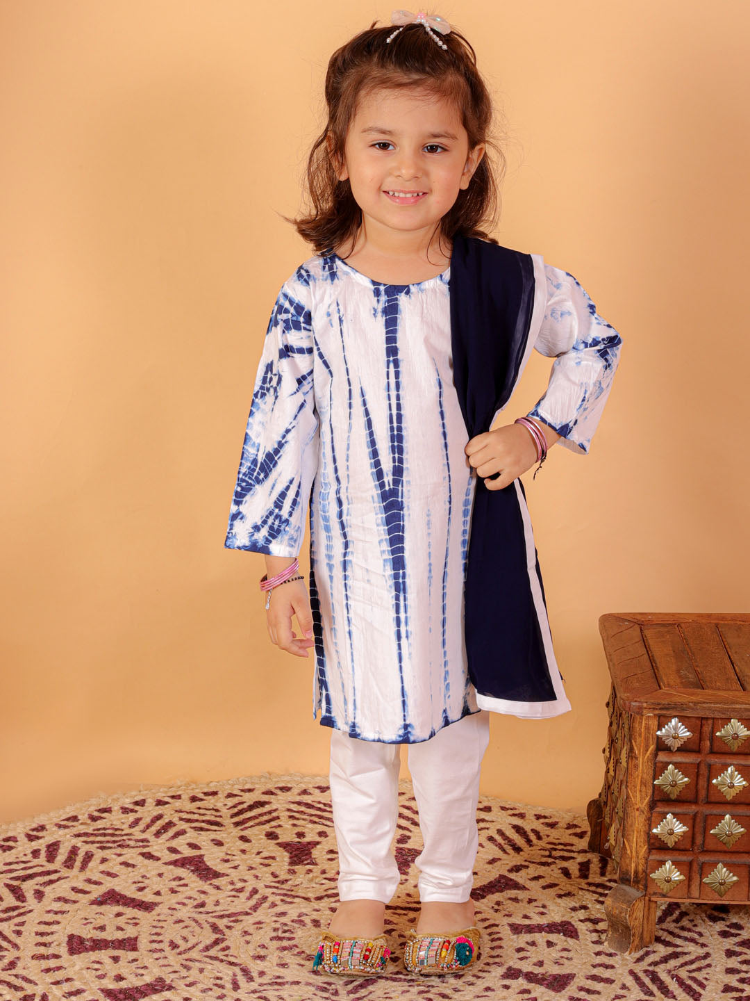 VASTRAMAY SISHU Girls Blue & White Pure Cotton Tie-Dye Kurta Leggings & Dupatta Set - qivii