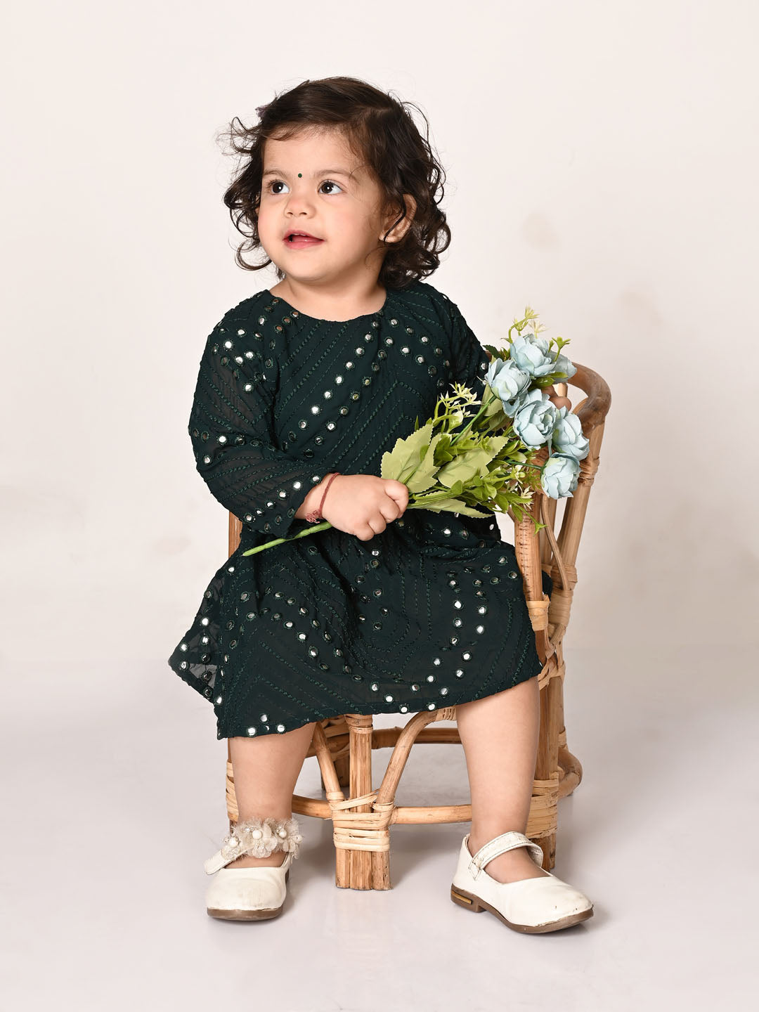 VASTRAMAY SISHU Girl's Green Mirror Kurta - qivii